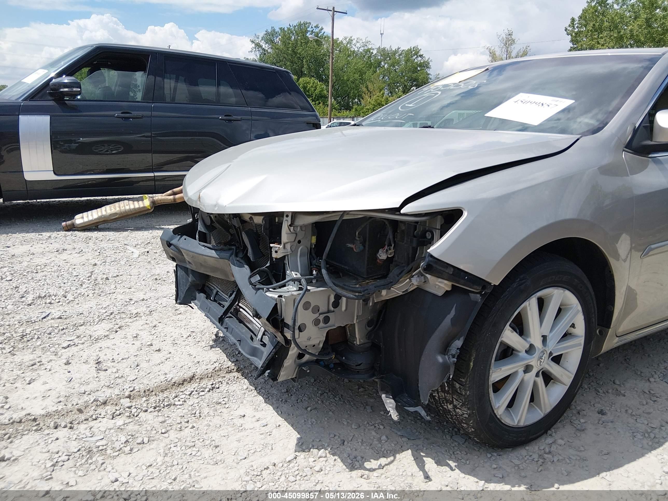 2014 Toyota Camry Xle V6 Beige vin: 4T1BK1FK3EU538351