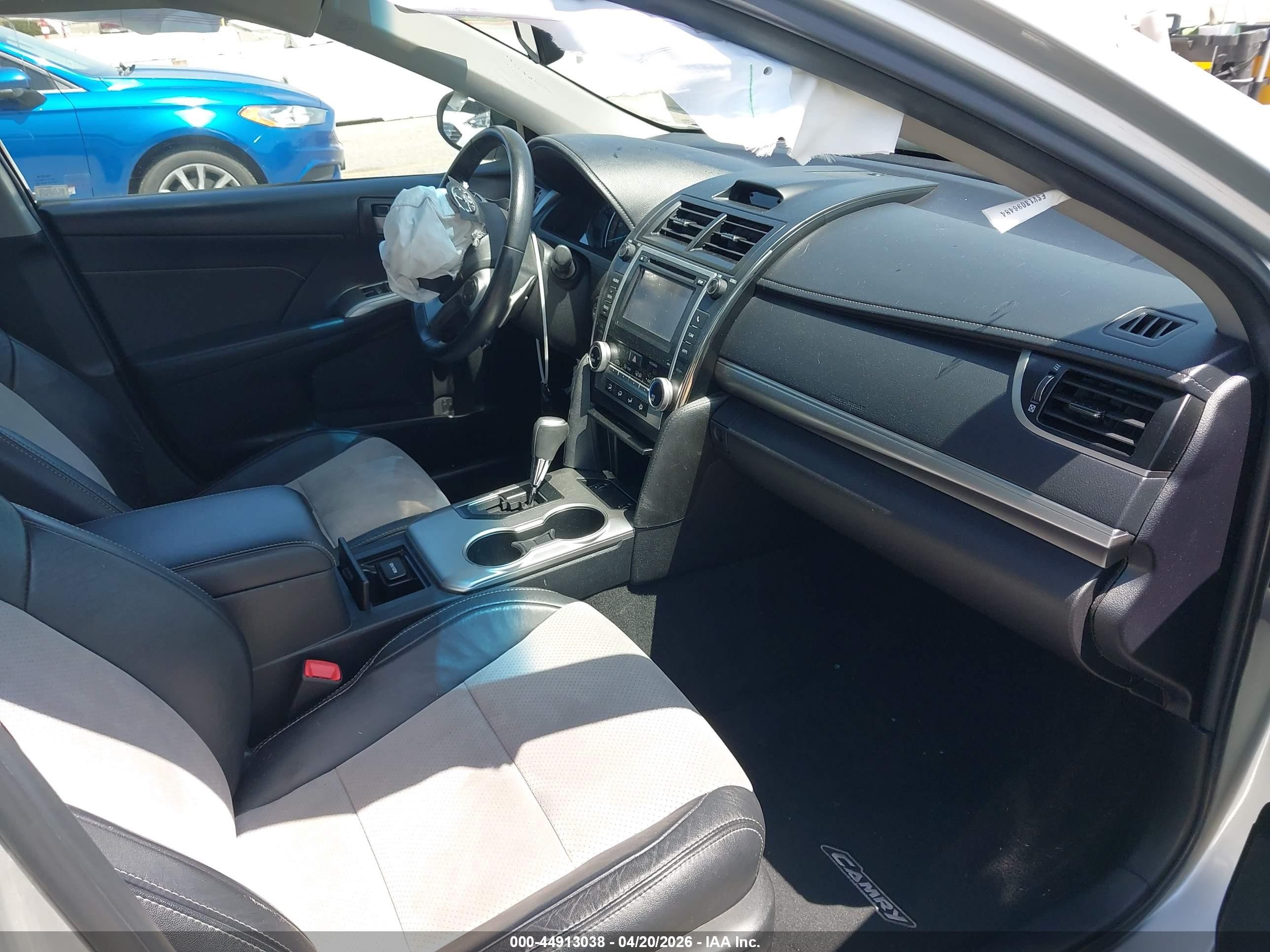 2014 Toyota Camry Se V6 Silver vin: 4T1BK1FK3EU539807