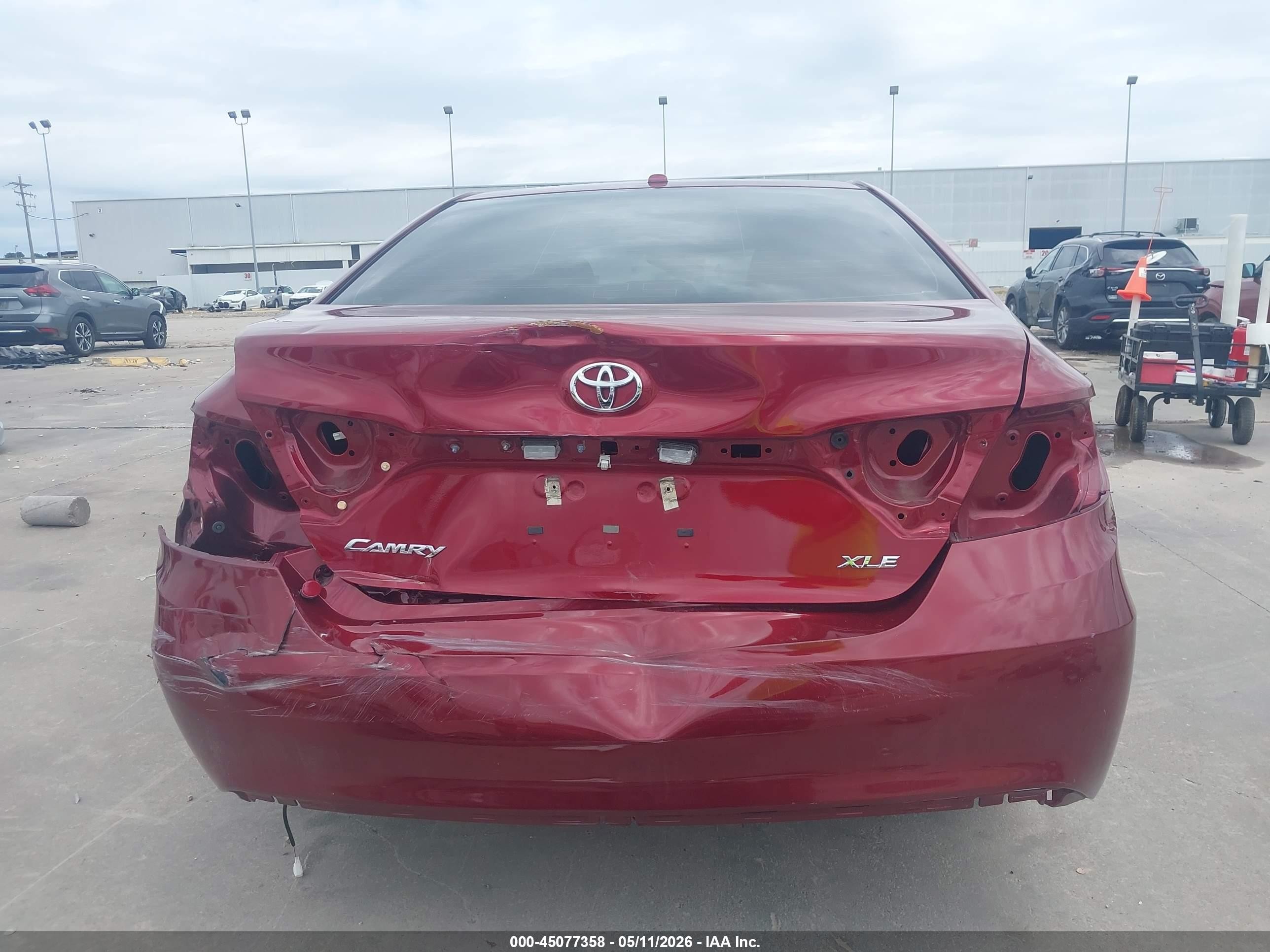 2015 Toyota Camry Xle V6 Red vin: 4T1BK1FK3FU564613