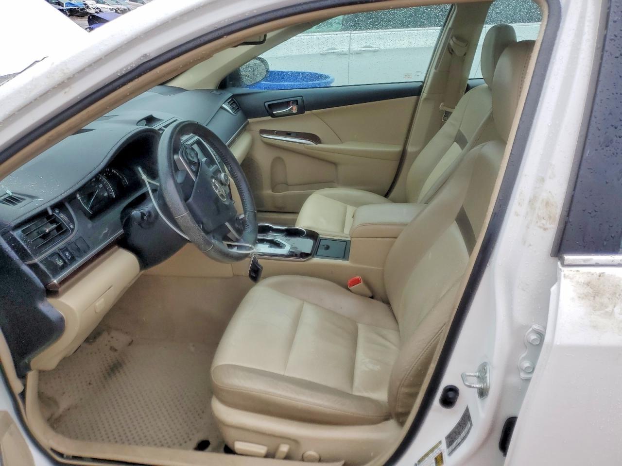 2012 Toyota Camry White vin: 4T1BK1FK4CU503878