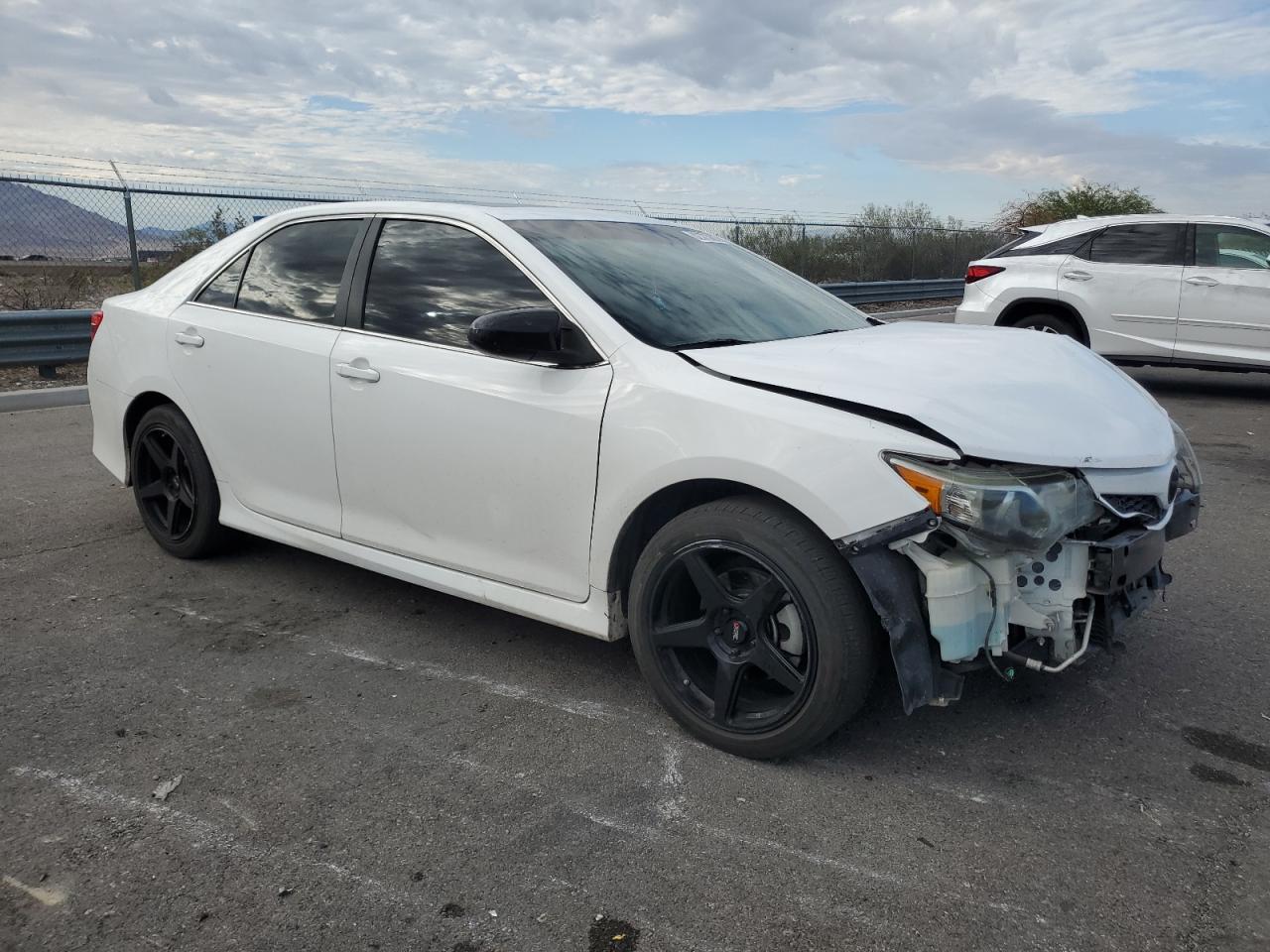 2013 Toyota Camry Se White vin: 4T1BK1FK4DU535683