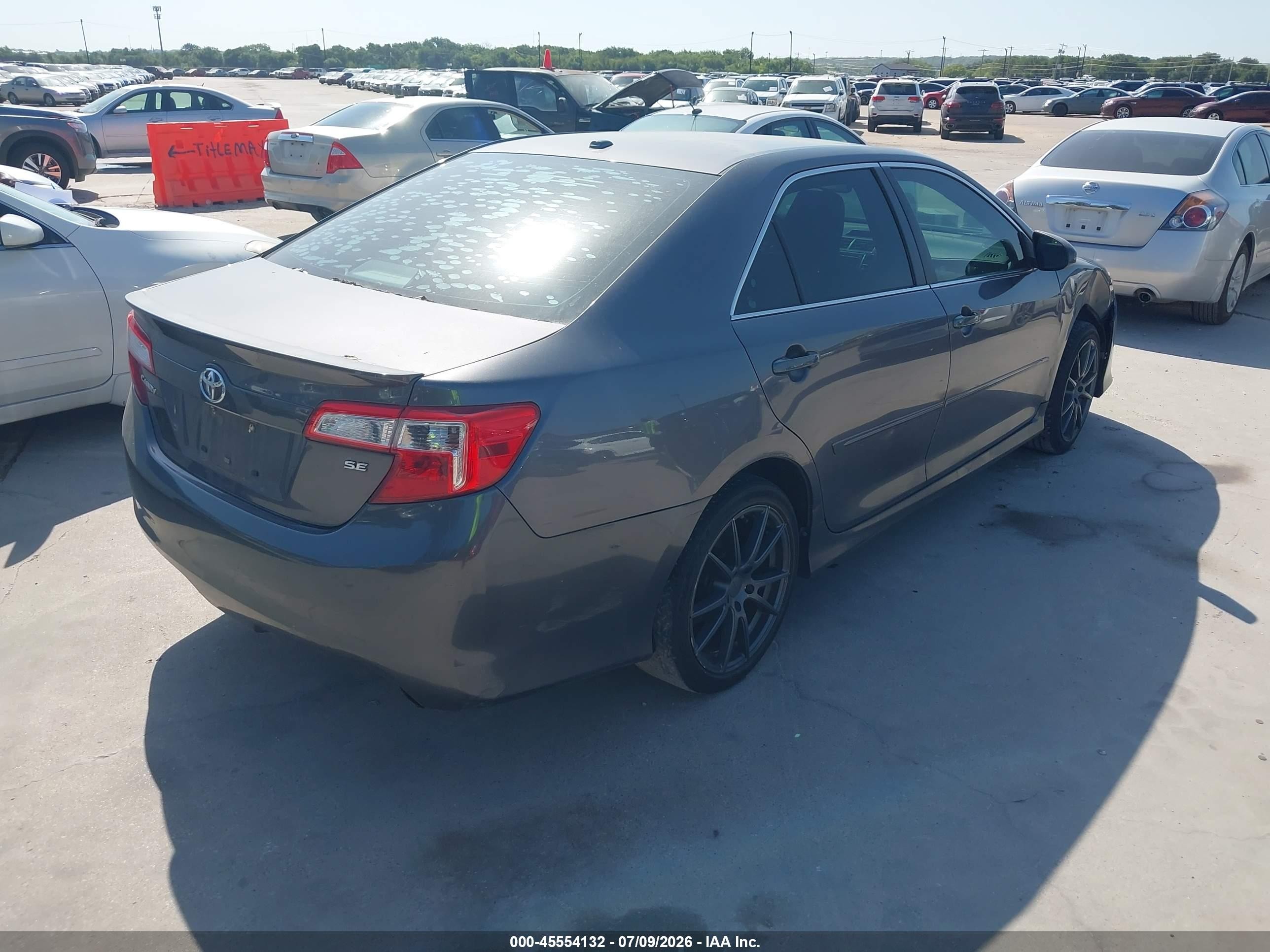 2014 Toyota Camry Se V6 Gray vin: 4T1BK1FK4EU024024
