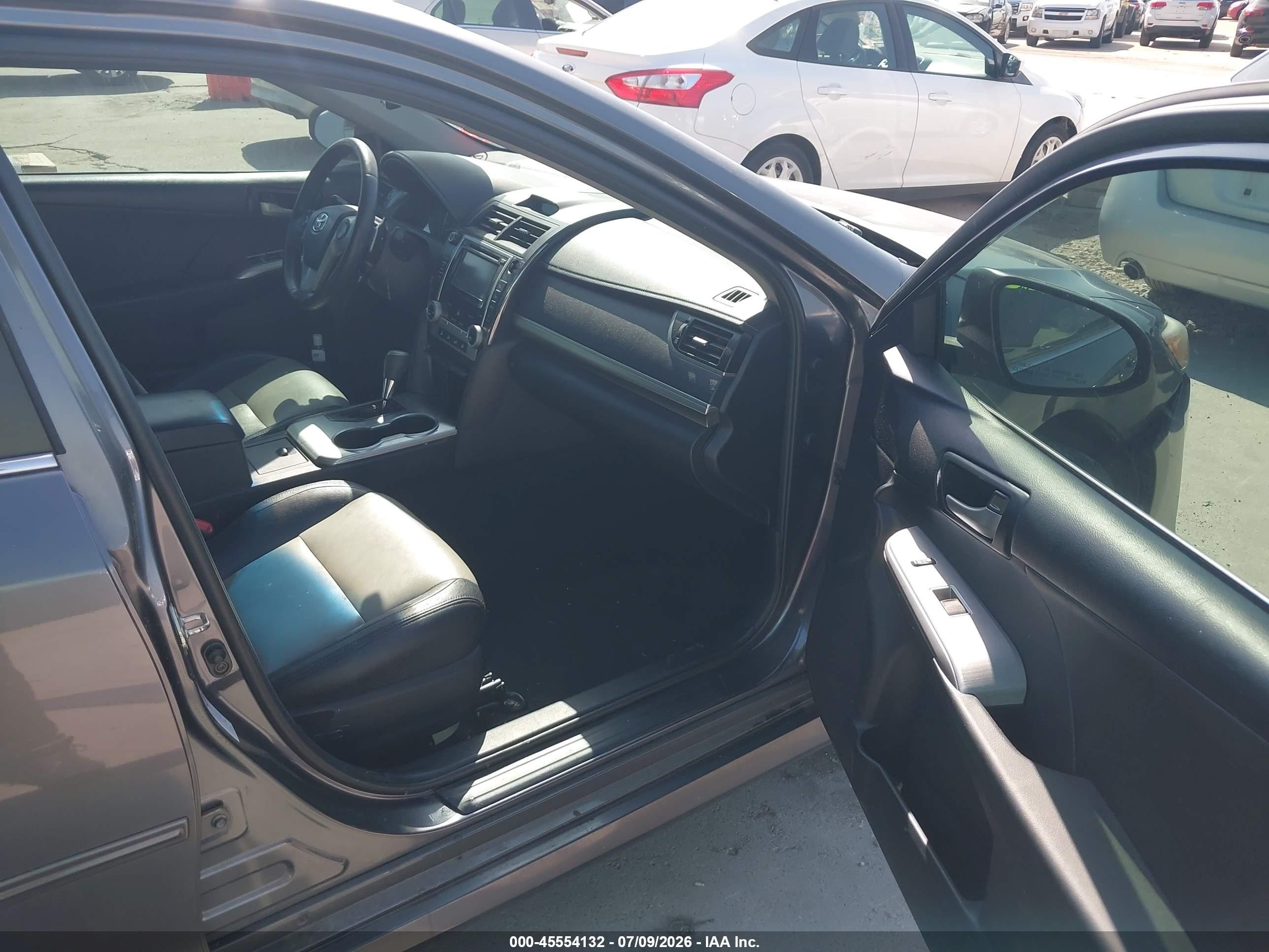 2014 Toyota Camry Se V6 Gray vin: 4T1BK1FK4EU024024