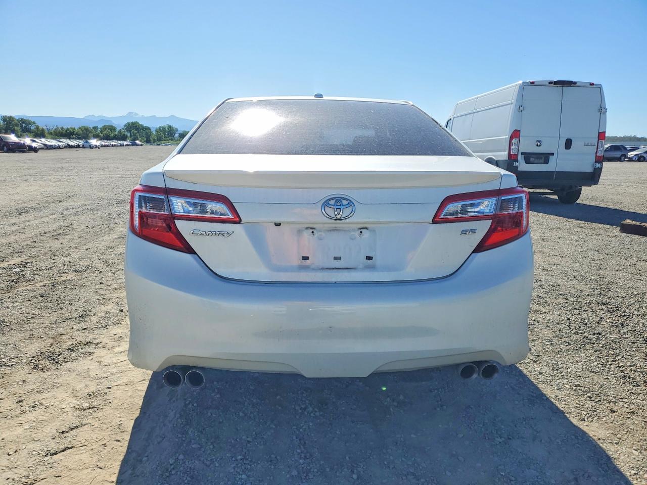2014 Toyota Camry Se V6 White vin: 4T1BK1FK4EU026713