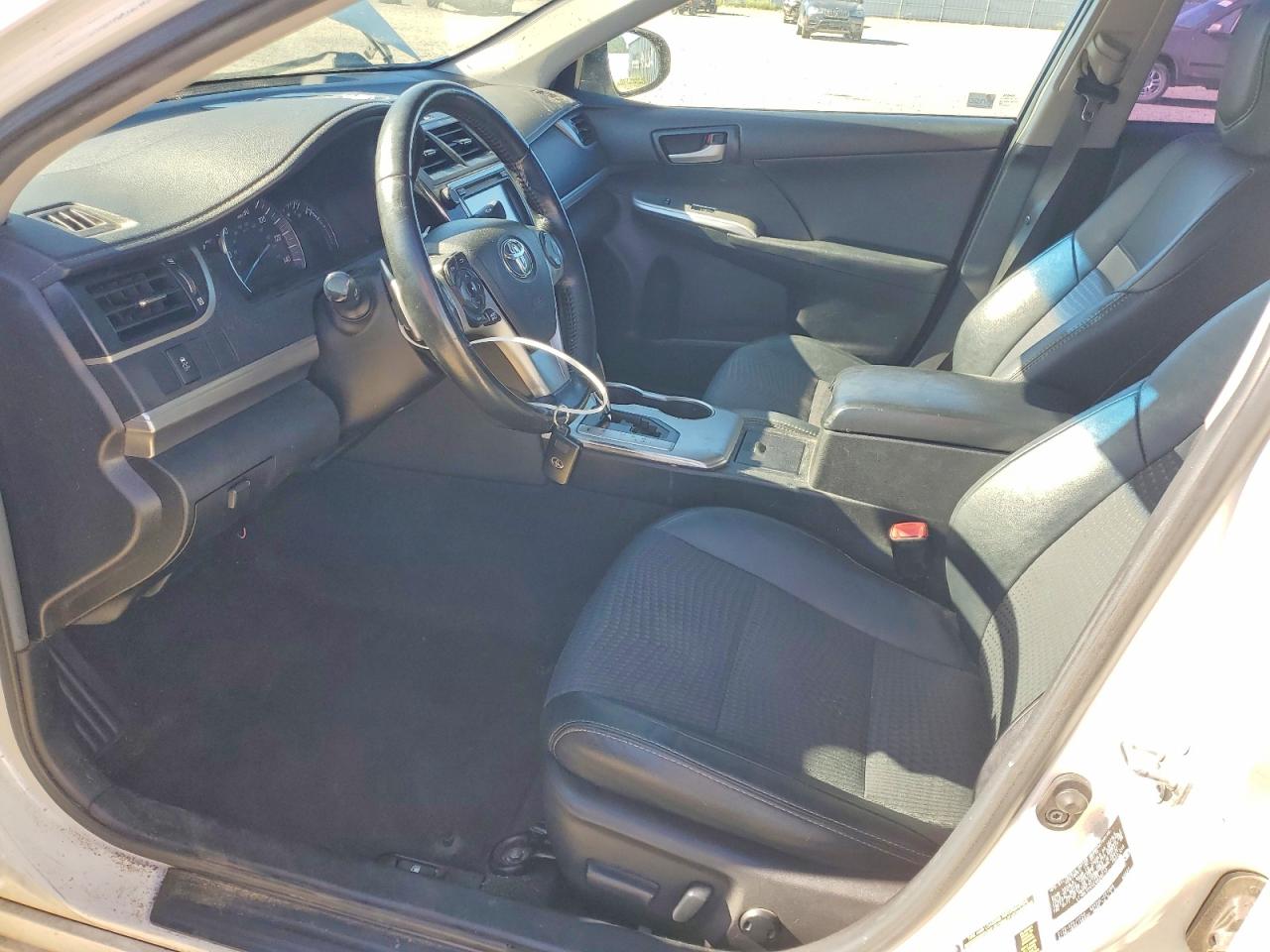 2014 Toyota Camry Se V6 White vin: 4T1BK1FK4EU026713