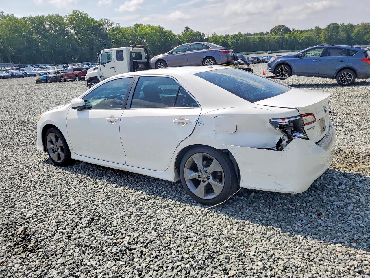 2014 Toyota Camry Se V6 White vin: 4T1BK1FK4EU543235