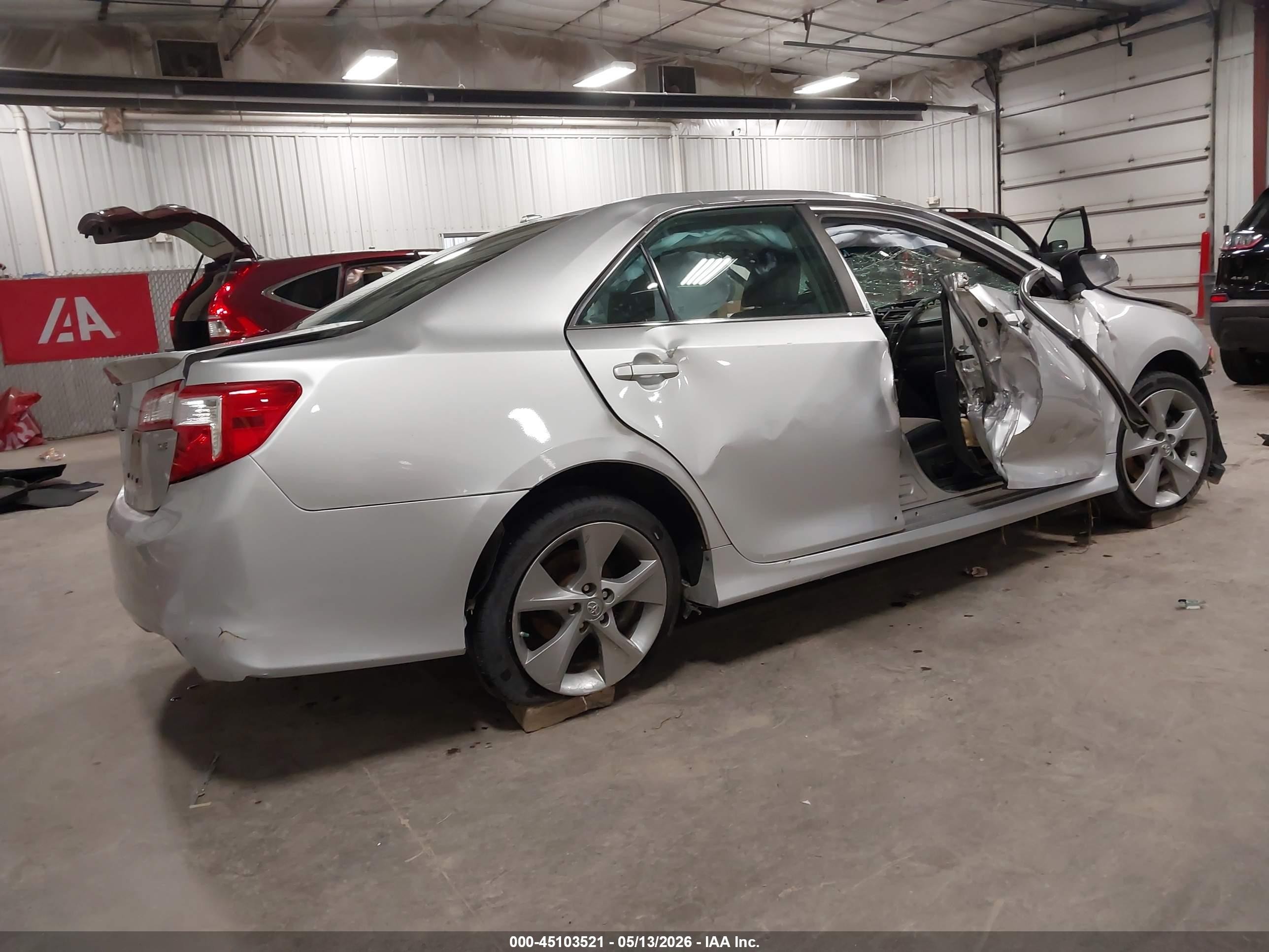 2012 Toyota Camry Se V6 Серебряный vin: 4T1BK1FK5CU019637