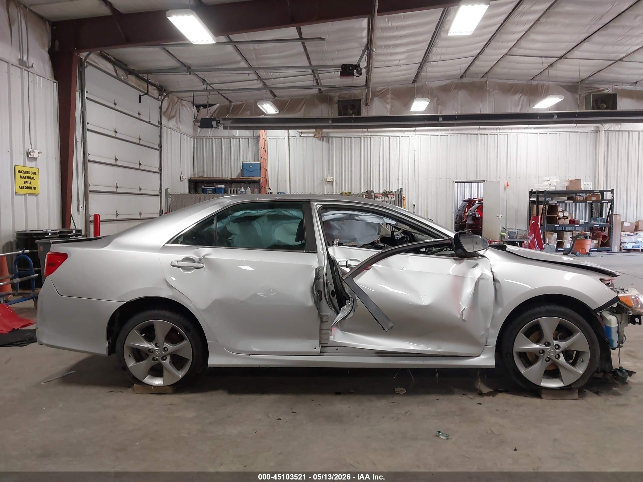 2012 Toyota Camry Se V6 Серебряный vin: 4T1BK1FK5CU019637