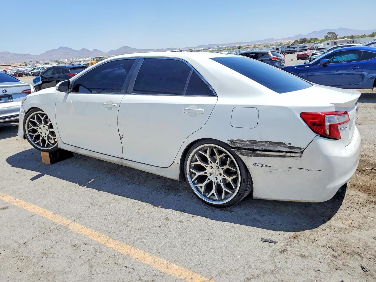 2012 Toyota Camry Se V6 White vin: 4T1BK1FK5CU510662