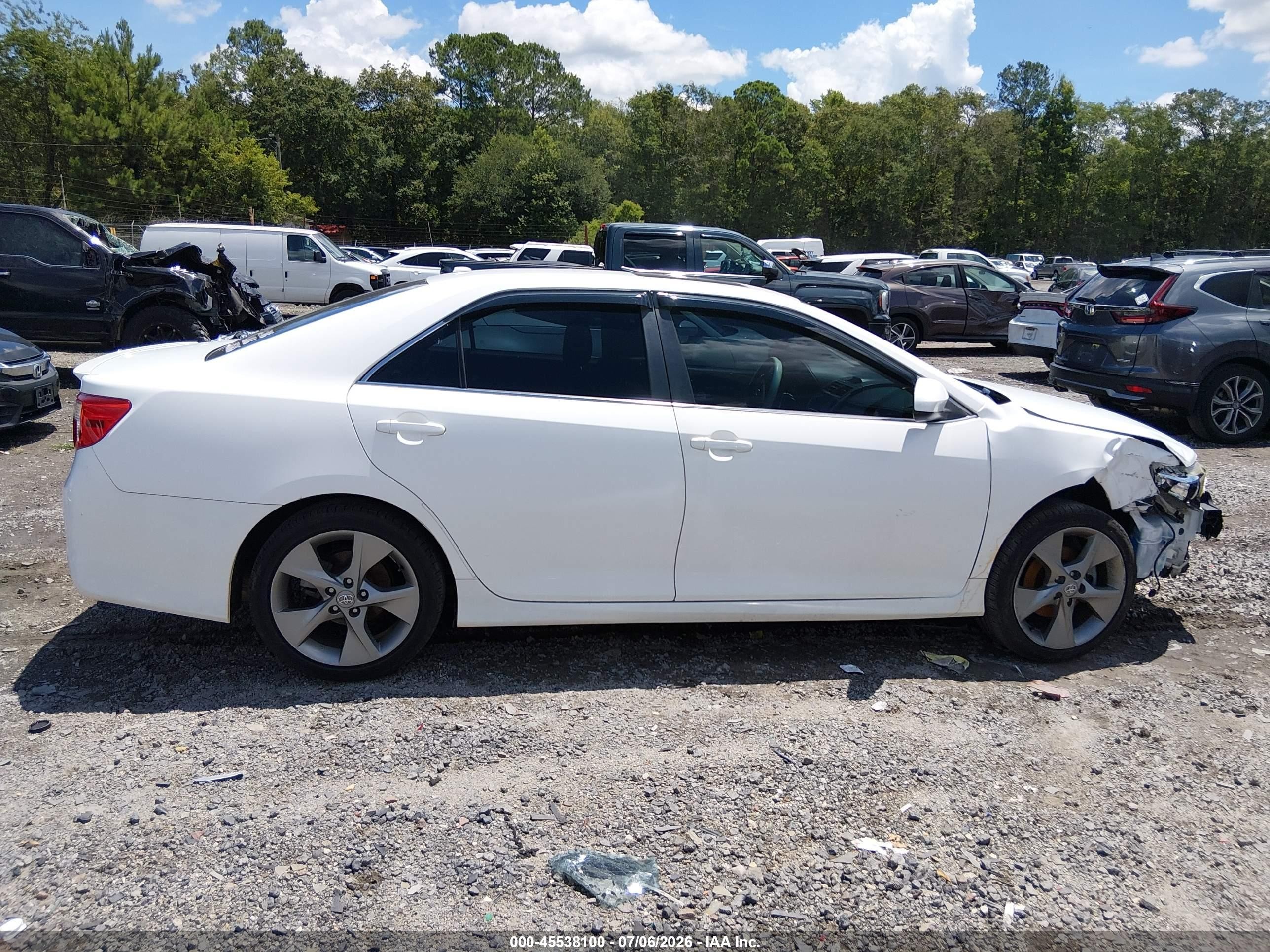 2012 Toyota Camry Se V6 White vin: 4T1BK1FK5CU516056