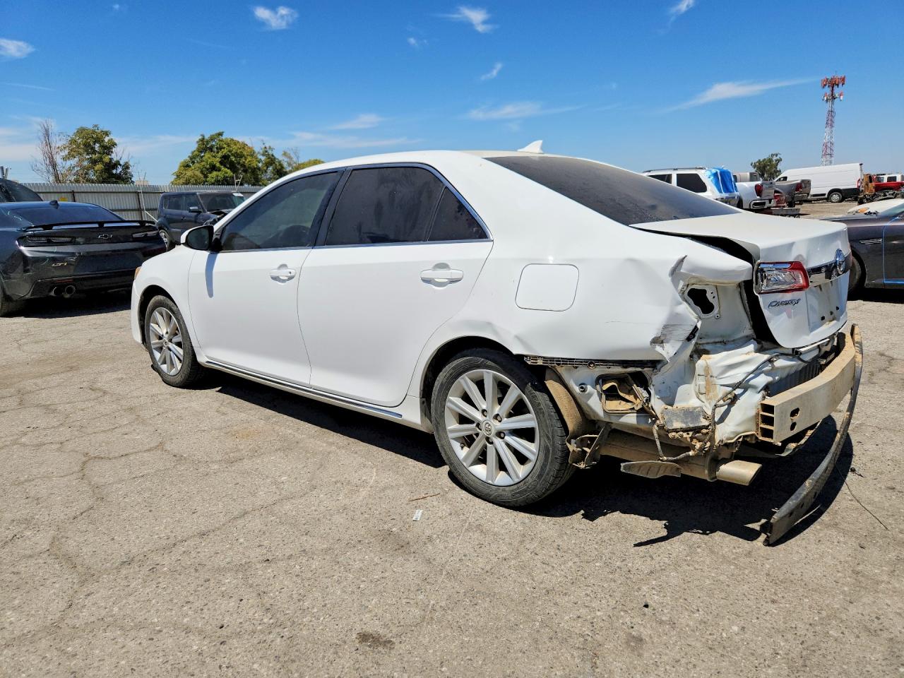 2012 Toyota Camry Xle V6 White vin: 4T1BK1FK5CU517515