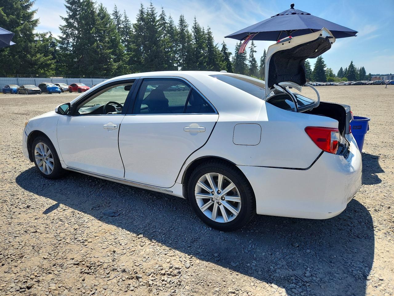 2012 Toyota Camry Xle V6 White vin: 4T1BK1FK5CU518521