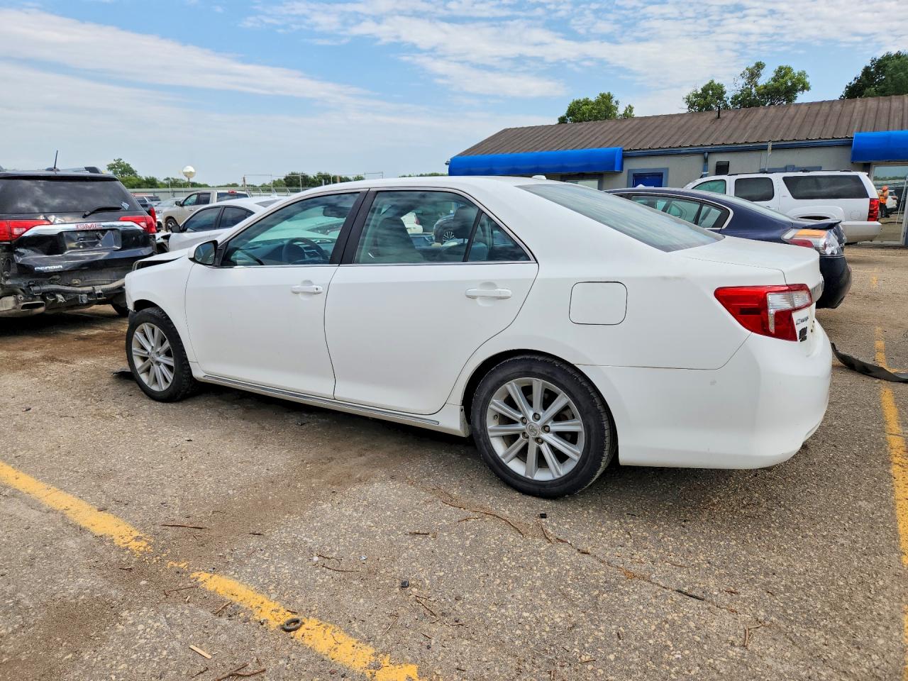 2012 Toyota Camry Xle V6 White vin: 4T1BK1FK5CU524769