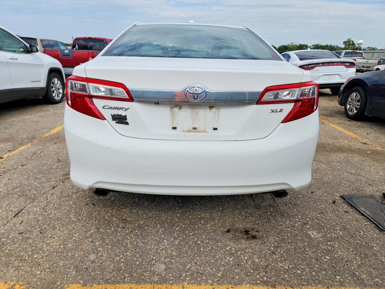 2012 Toyota Camry Xle V6 White vin: 4T1BK1FK5CU524769