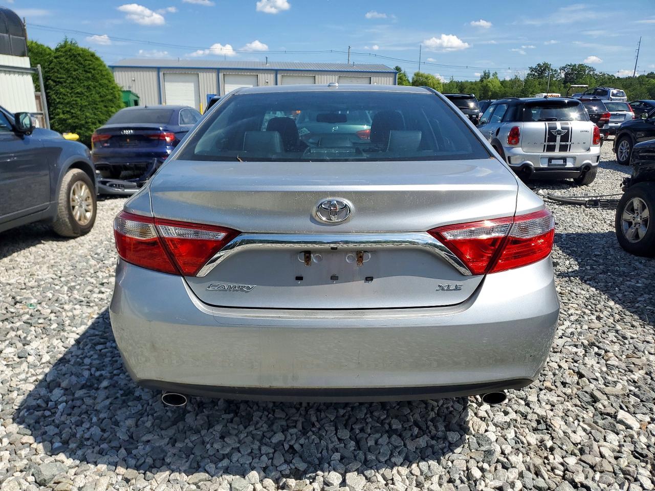2015 Toyota Camry Xle V6 Silver vin: 4T1BK1FK5FU558084