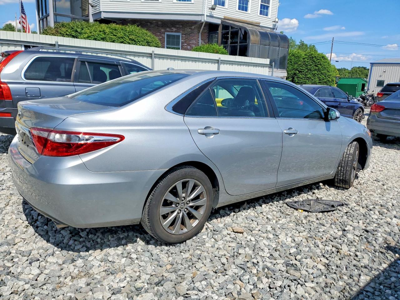 2015 Toyota Camry Xle V6 Silver vin: 4T1BK1FK5FU558084