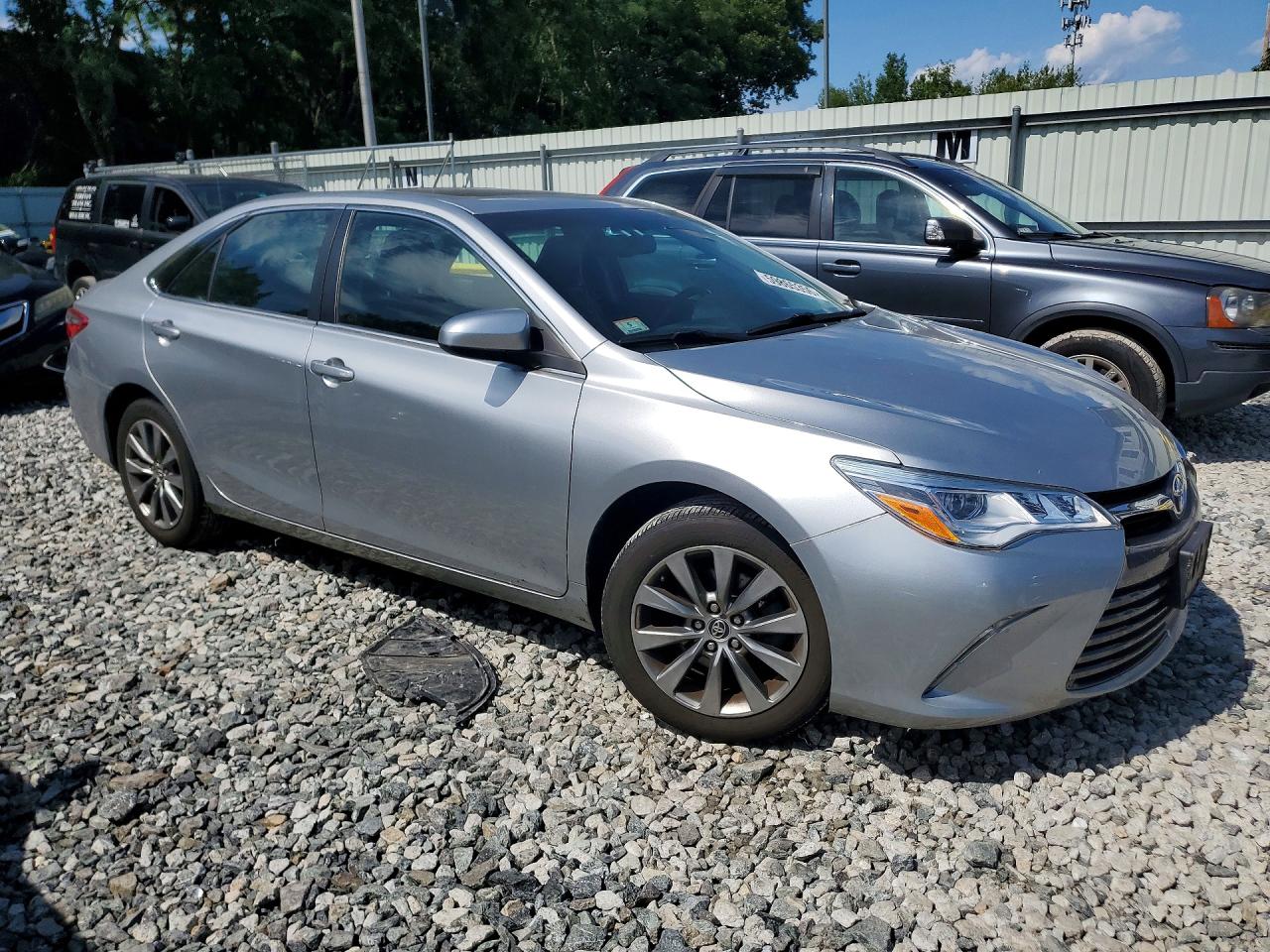 2015 Toyota Camry Xle V6 Silver vin: 4T1BK1FK5FU558084
