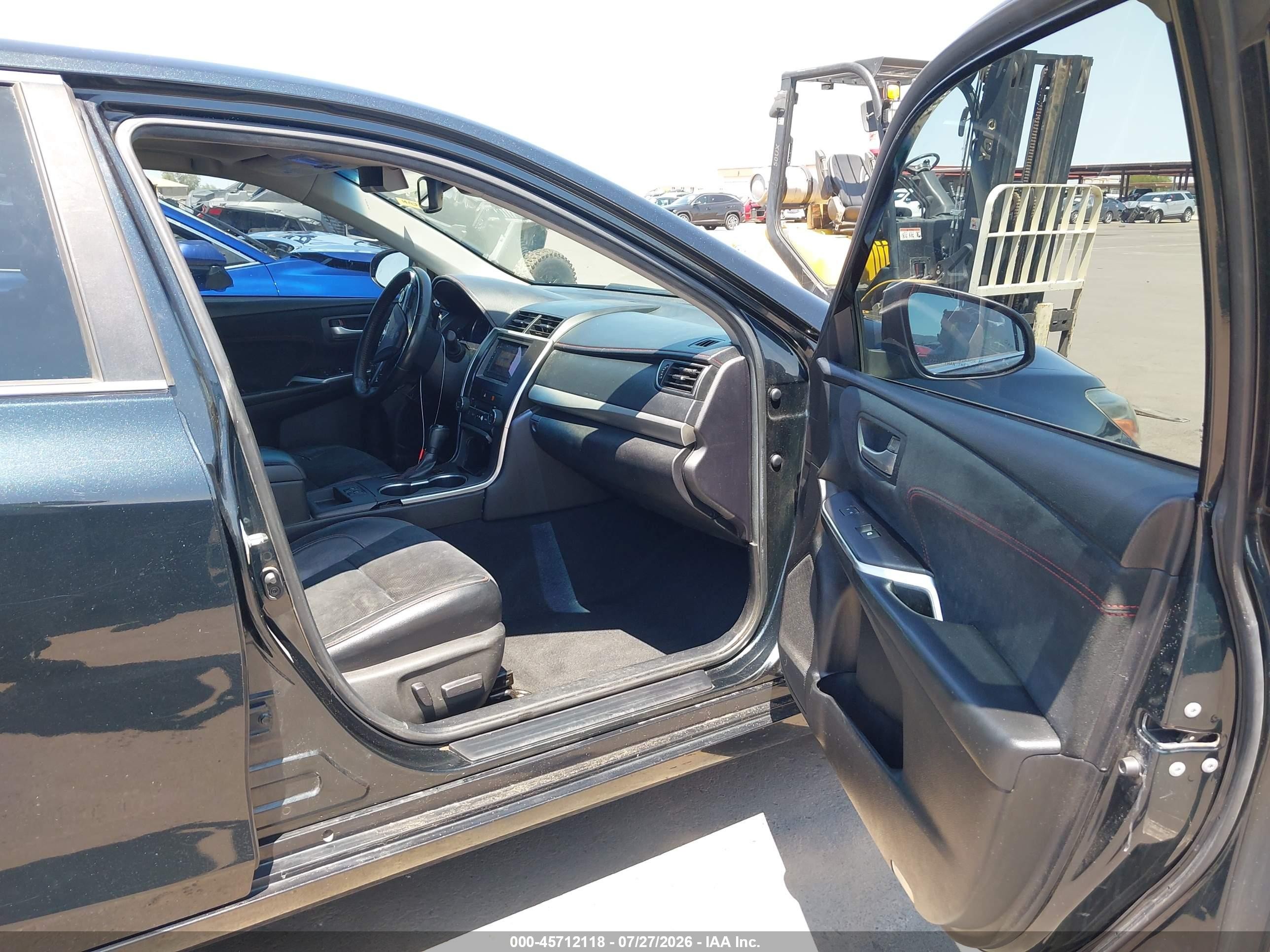 2015 Toyota Camry Xse V6 Blue vin: 4T1BK1FK5FU563480