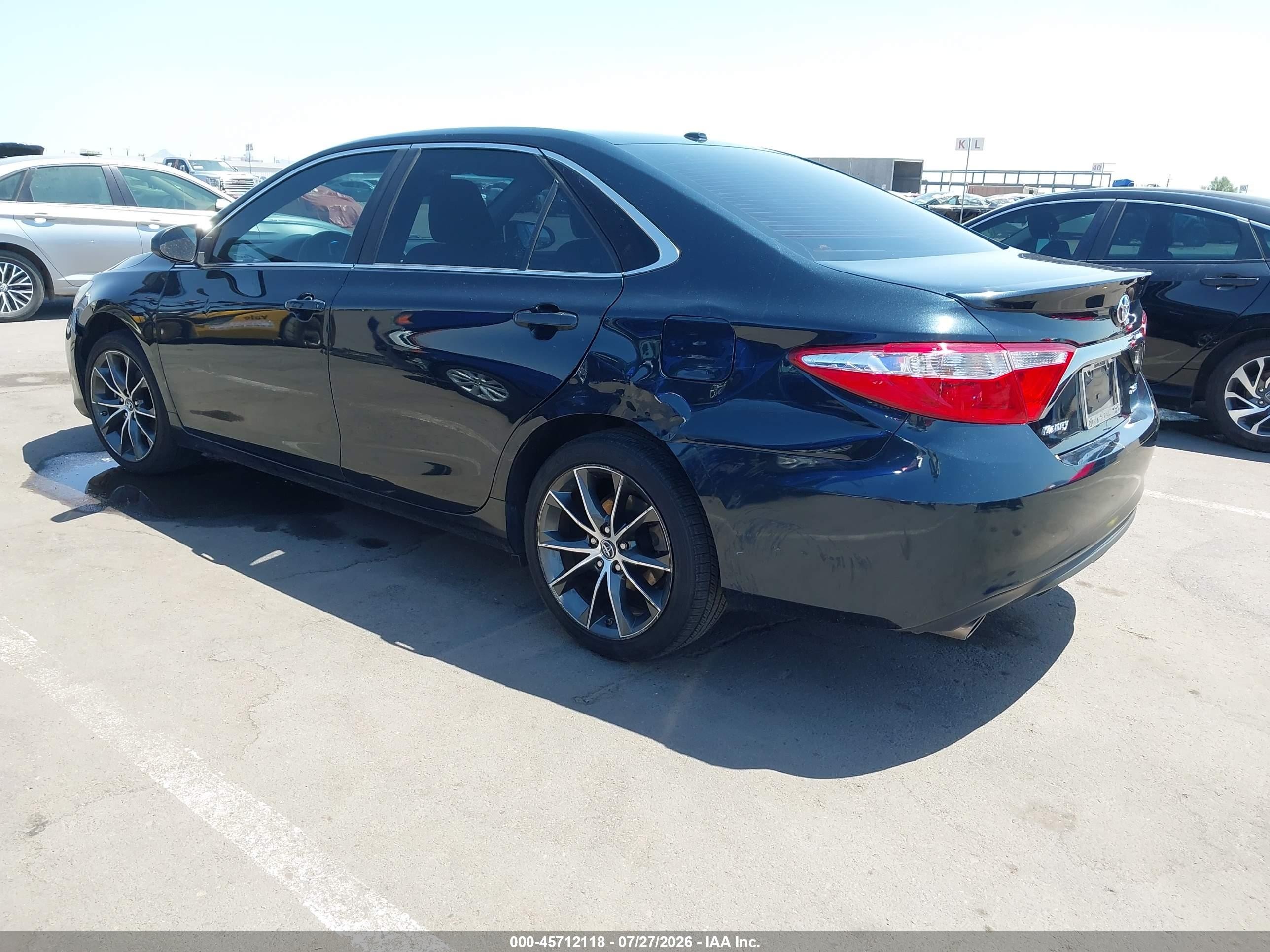 2015 Toyota Camry Xse V6 Blue vin: 4T1BK1FK5FU563480