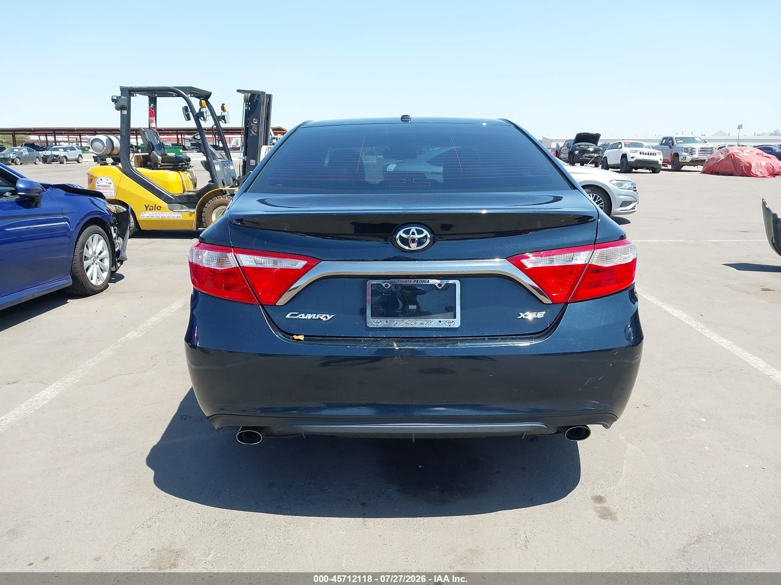 2015 Toyota Camry Xse V6 Blue vin: 4T1BK1FK5FU563480