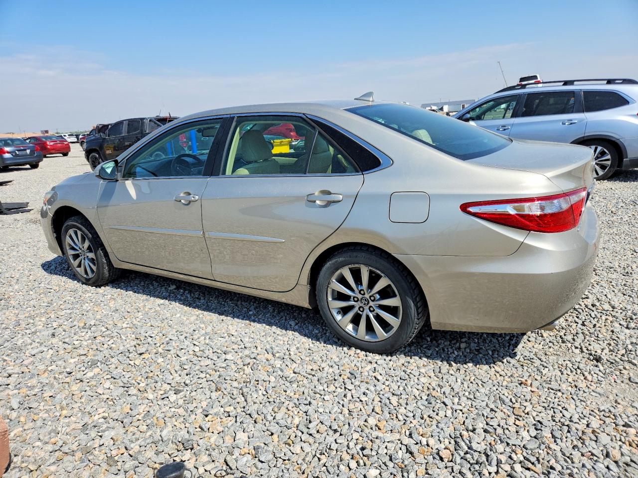 2015 Toyota Camry Xle V6 Beige vin: 4T1BK1FK5FU565777