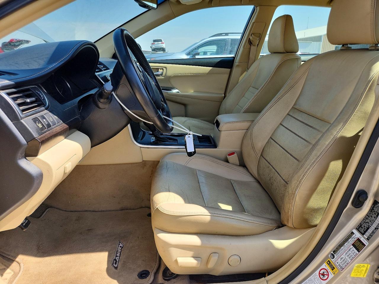 2015 Toyota Camry Xle V6 Beige vin: 4T1BK1FK5FU565777