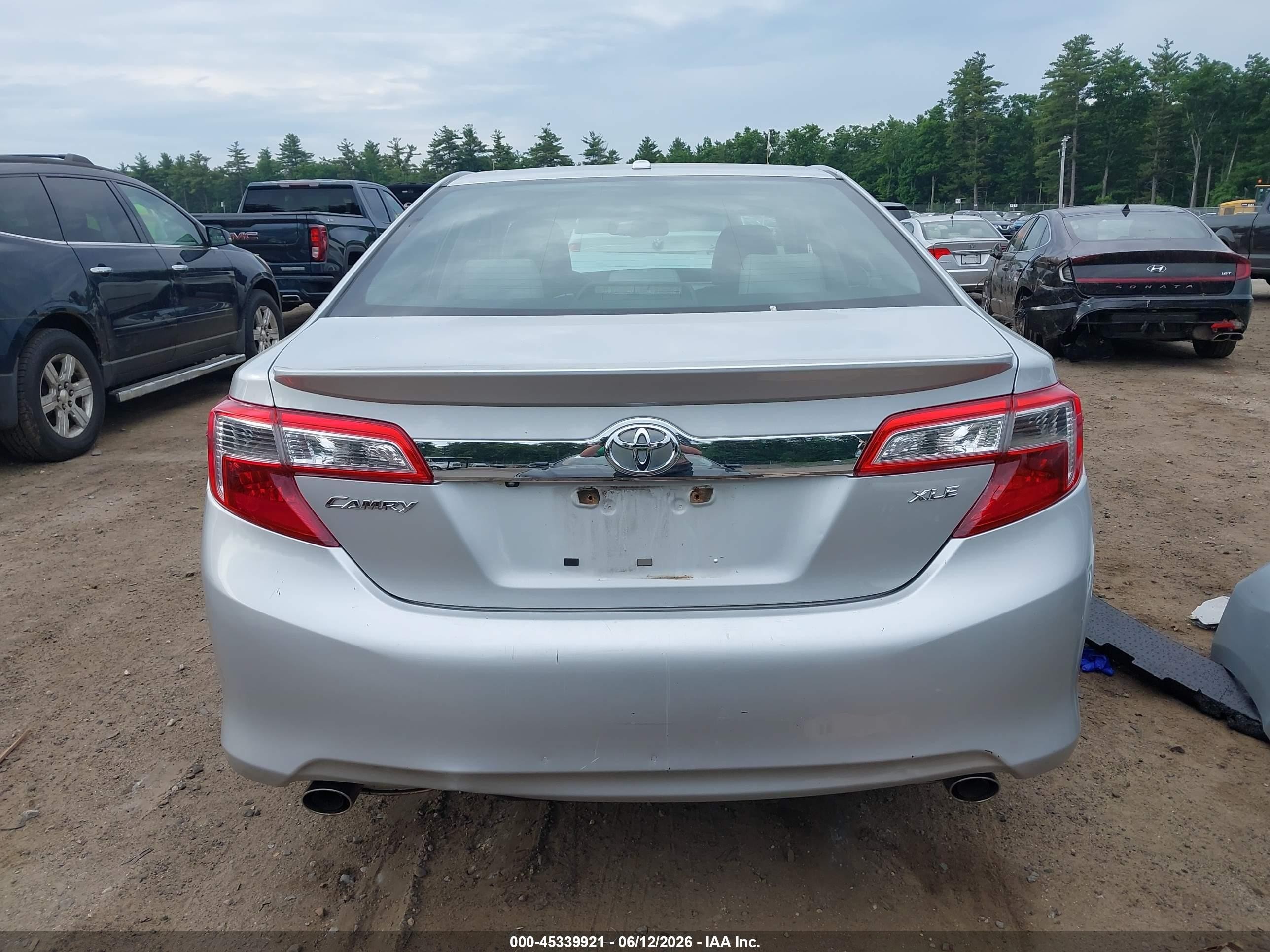 2012 Toyota Camry Xle V6 Silver vin: 4T1BK1FK6CU014561