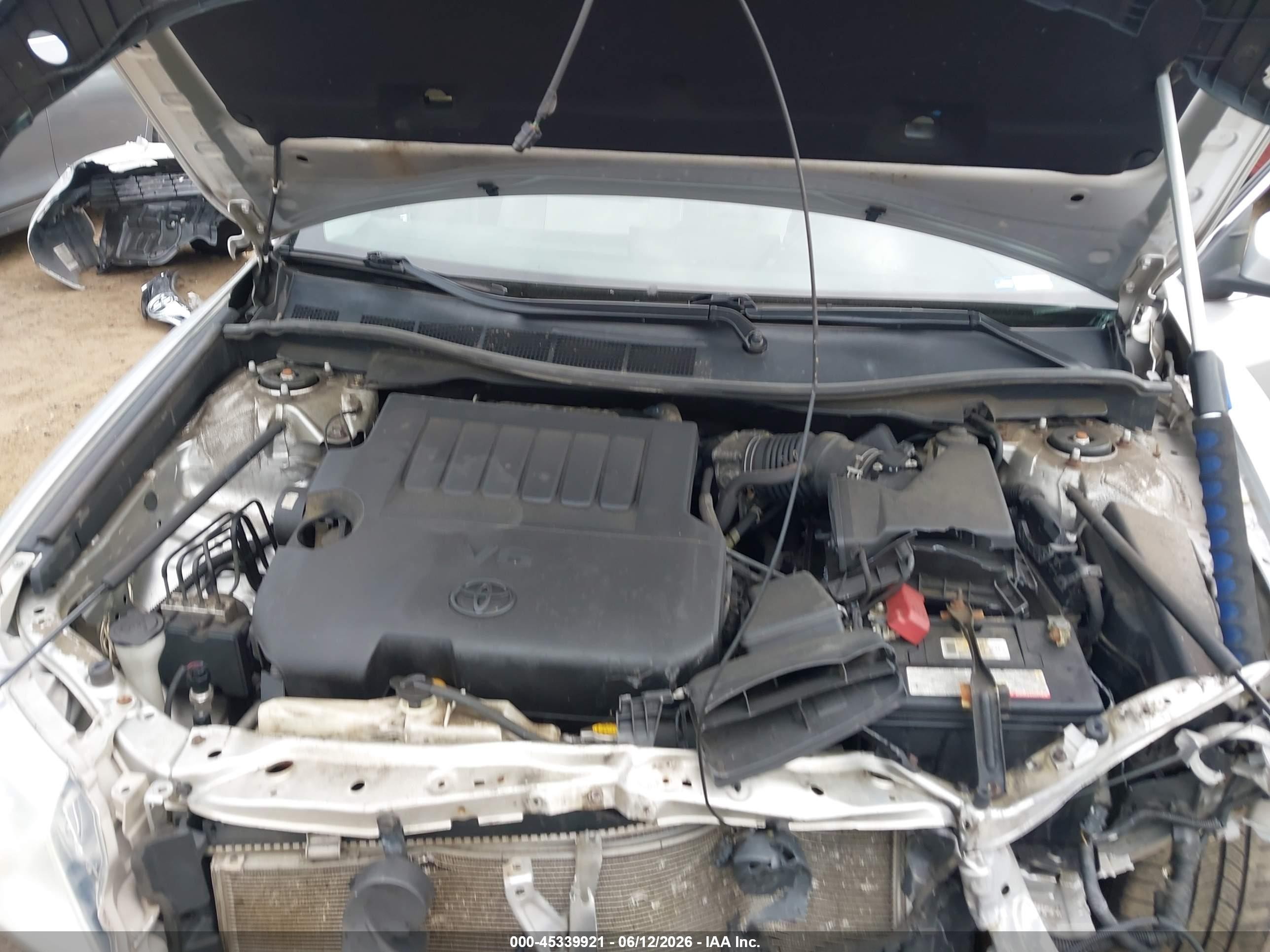 2012 Toyota Camry Xle V6 Silver vin: 4T1BK1FK6CU014561