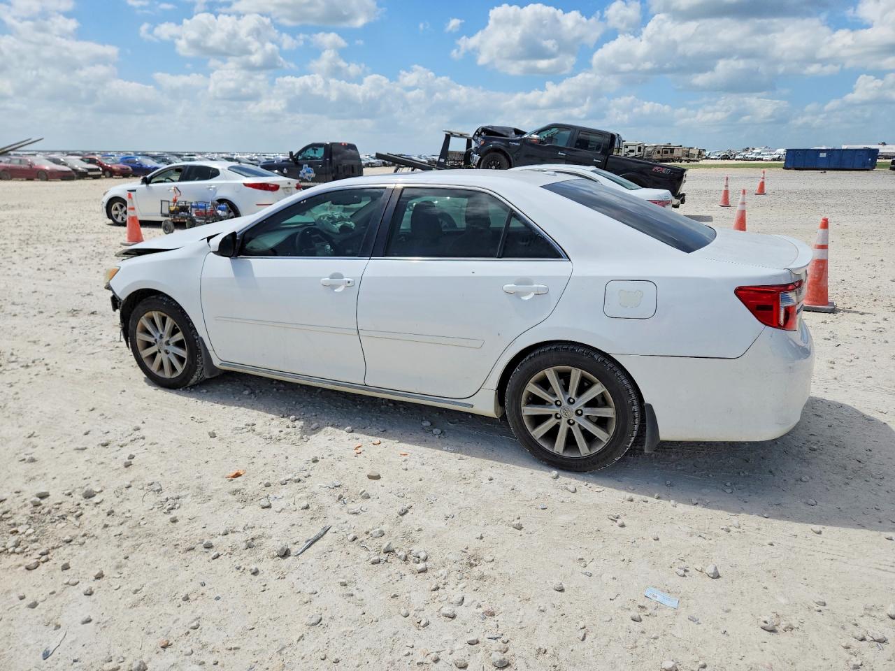 2012 Toyota Camry Xle V6 White vin: 4T1BK1FK6CU017704