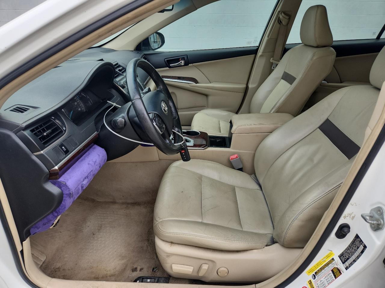 2012 Toyota Camry Xle V6 Белый vin: 4T1BK1FK6CU505129 Damage: Dash Panel Trim/Mld, Aftermarket, Removal Required