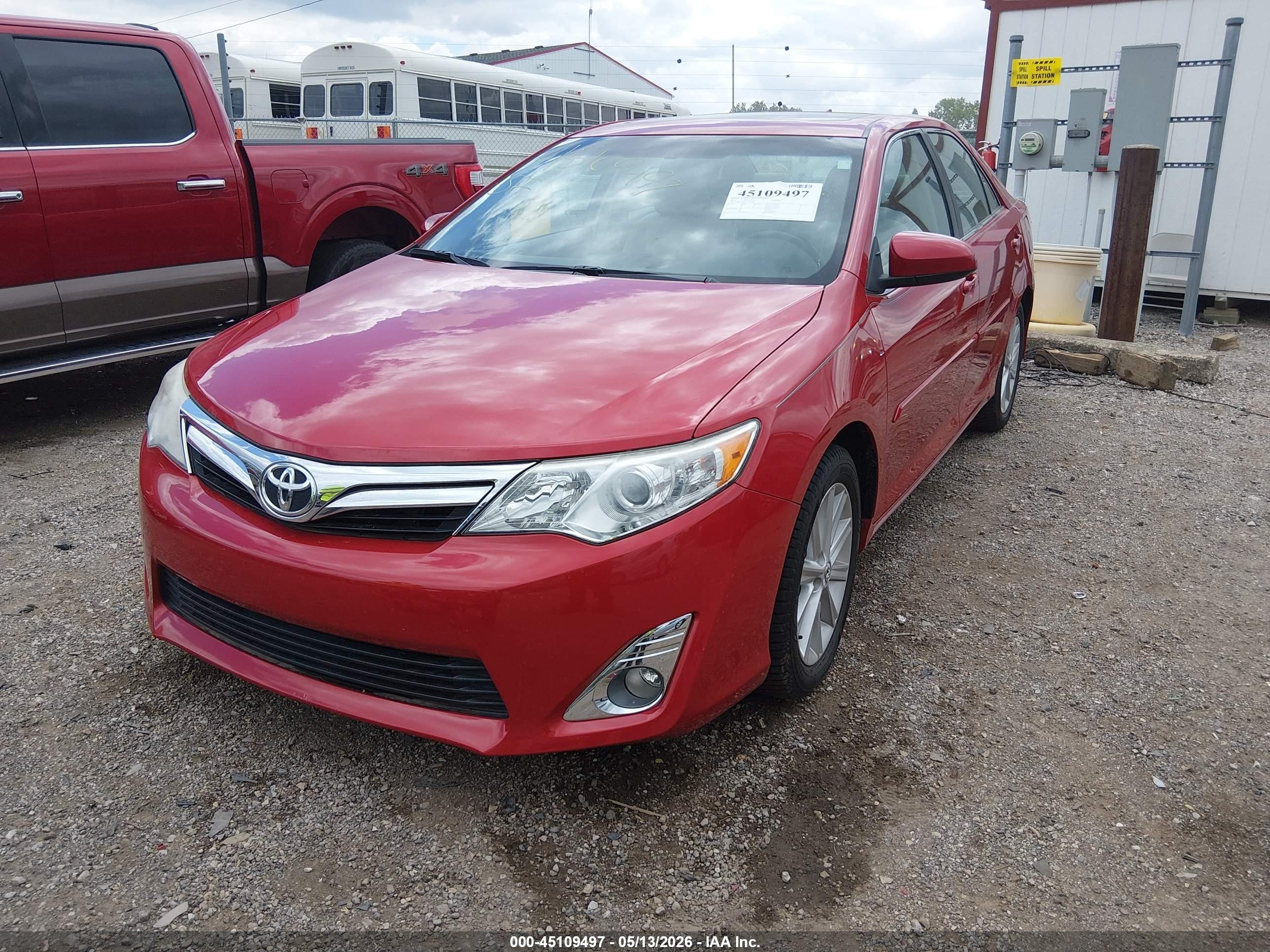 2012 Toyota Camry Xle V6 Red vin: 4T1BK1FK6CU508368