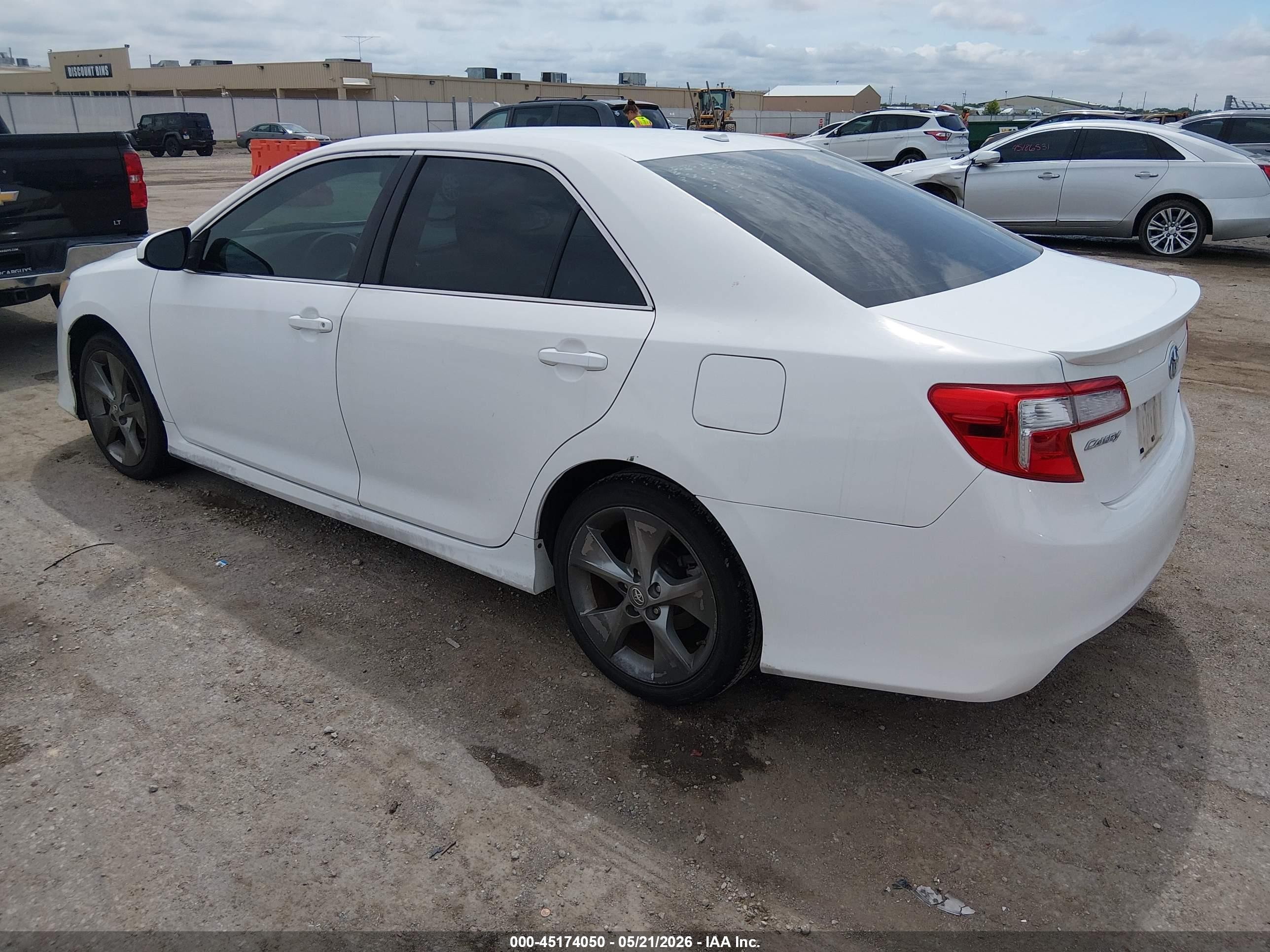 2013 Toyota Camry Se V6 White vin: 4T1BK1FK6DU531196