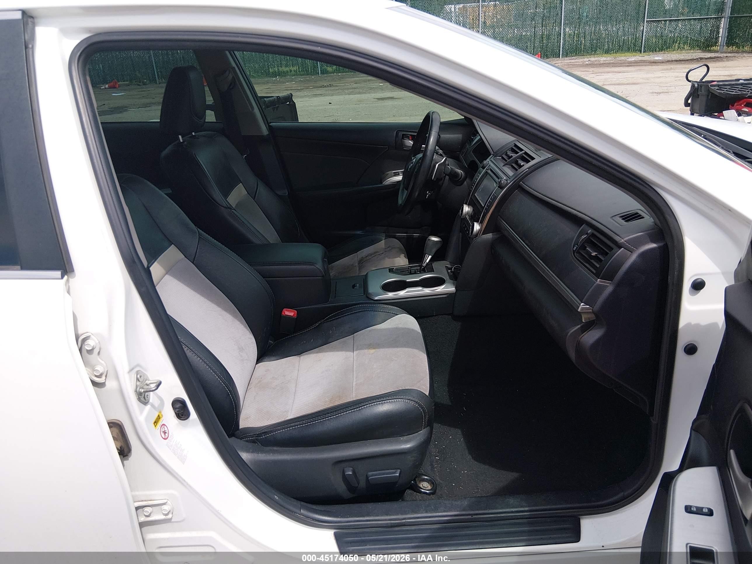 2013 Toyota Camry Se V6 White vin: 4T1BK1FK6DU531196