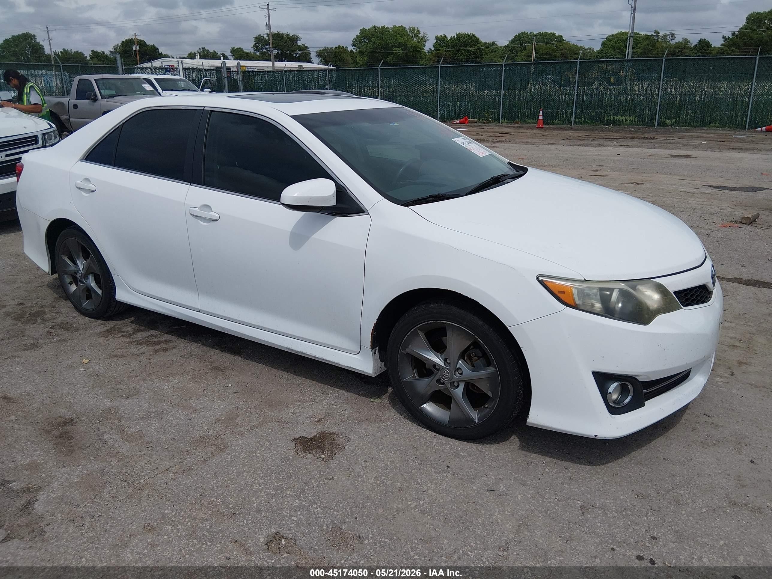 2013 Toyota Camry Se V6 White vin: 4T1BK1FK6DU531196