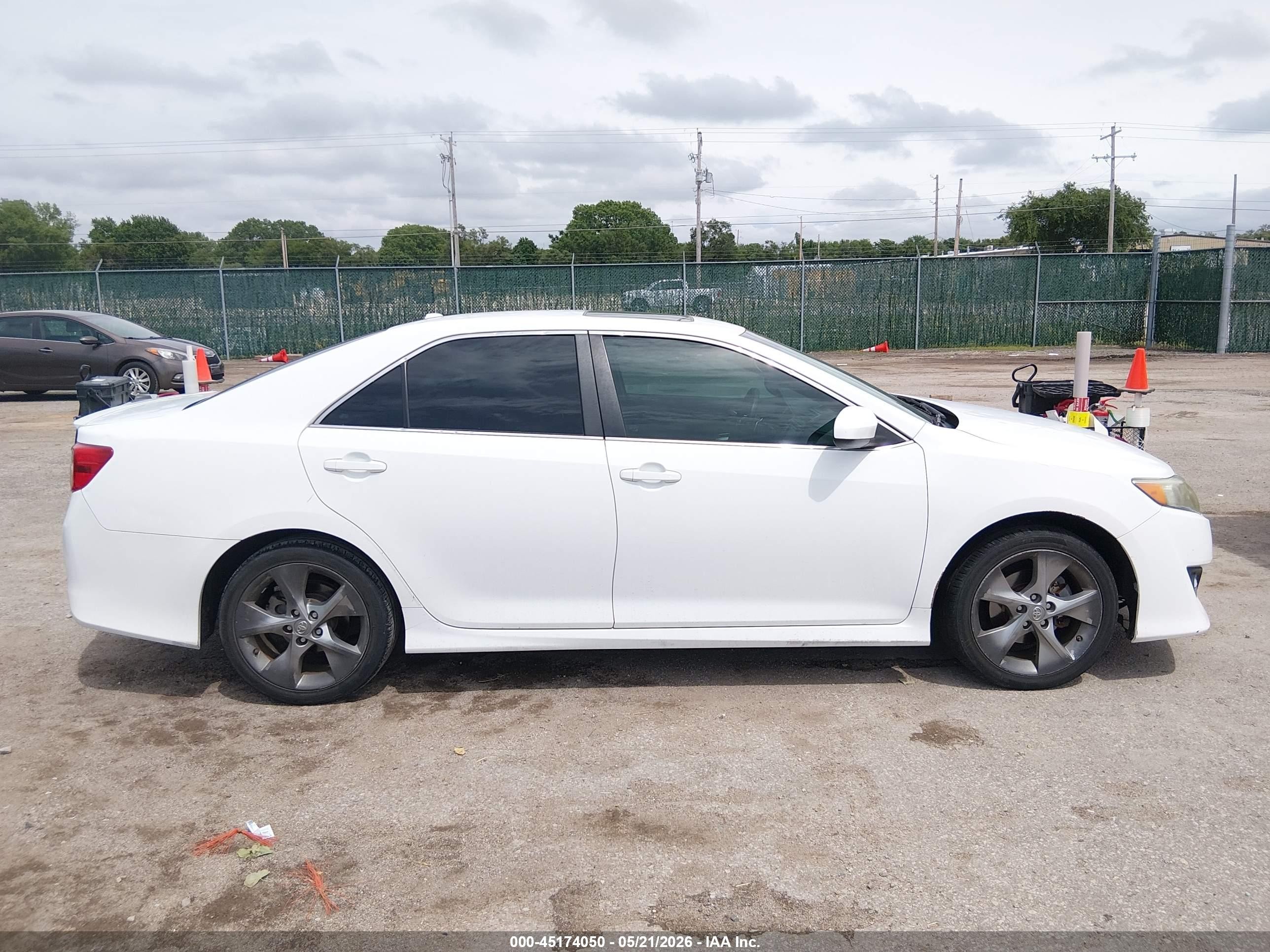 2013 Toyota Camry Se V6 White vin: 4T1BK1FK6DU531196
