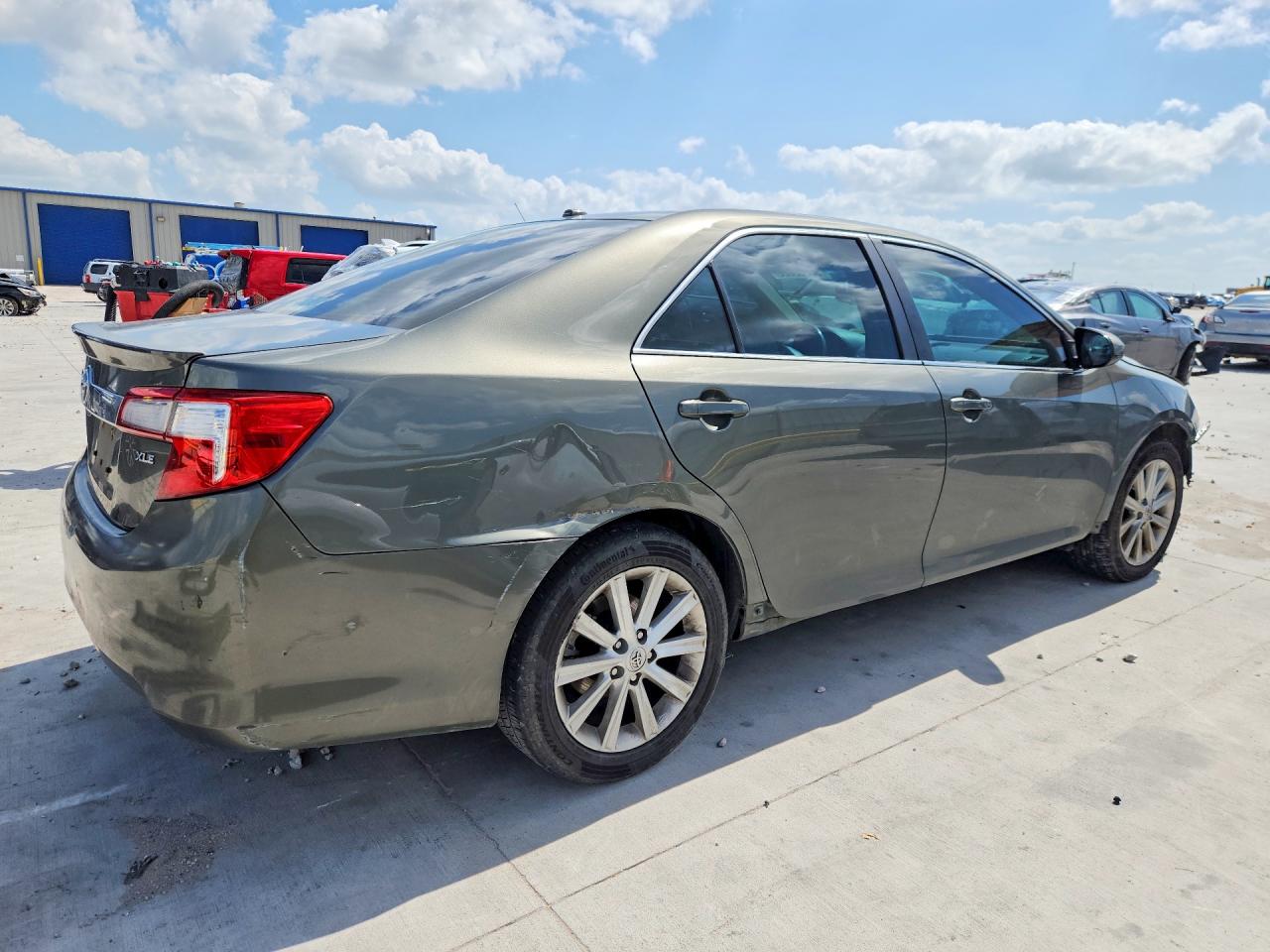 2014 Toyota Camry Xle V6 Green vin: 4T1BK1FK6EU545195