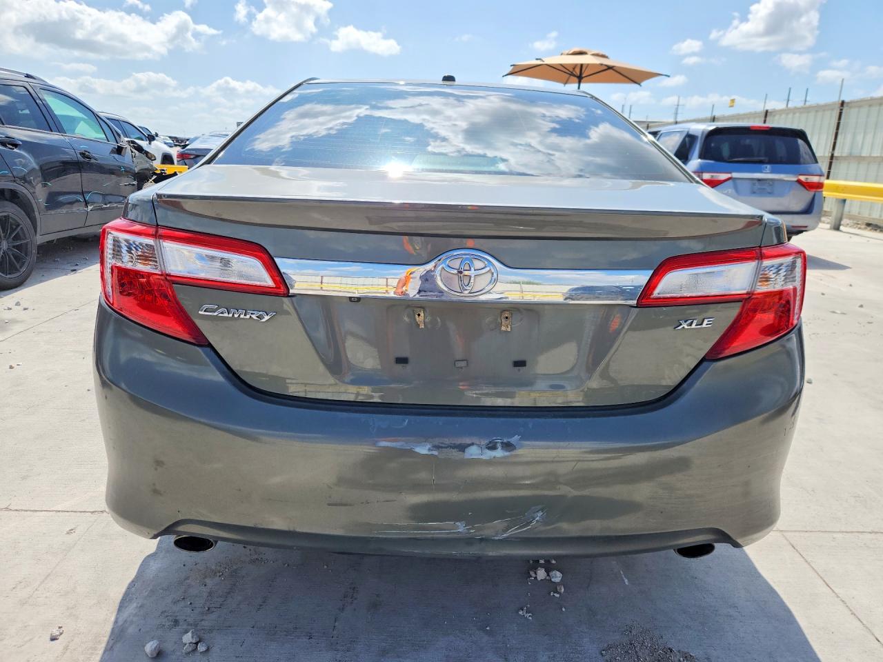 2014 Toyota Camry Xle V6 Green vin: 4T1BK1FK6EU545195