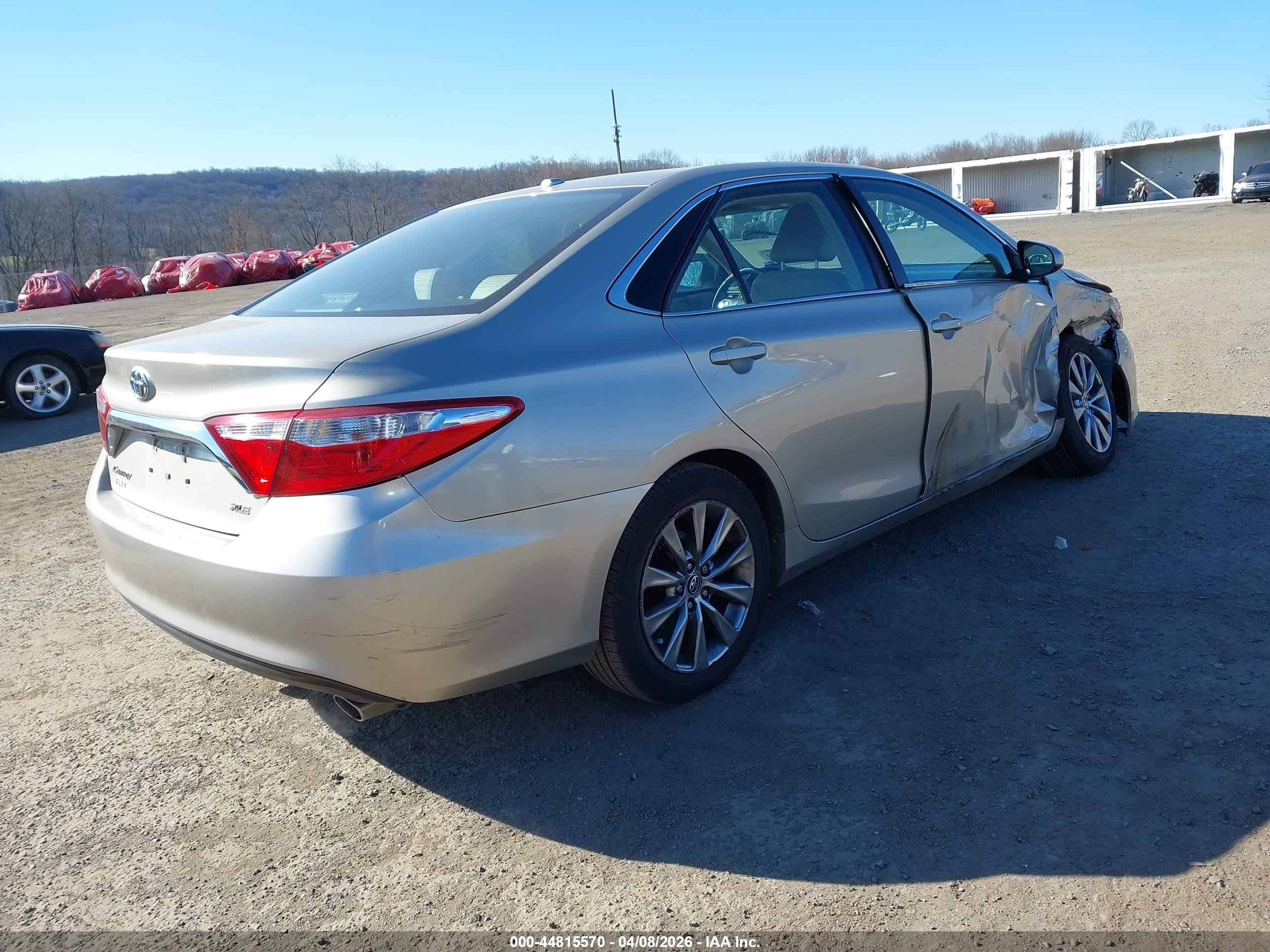 2015 Toyota Camry Xle V6 Beige vin: 4T1BK1FK6FU557932