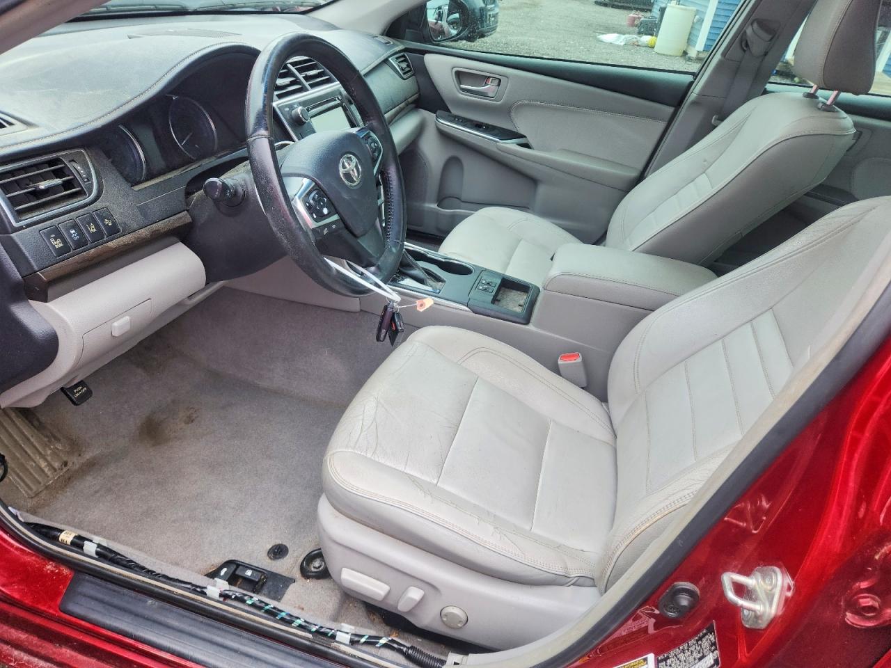 2015 Toyota Camry Xle V6 Red vin: 4T1BK1FK6FU558109