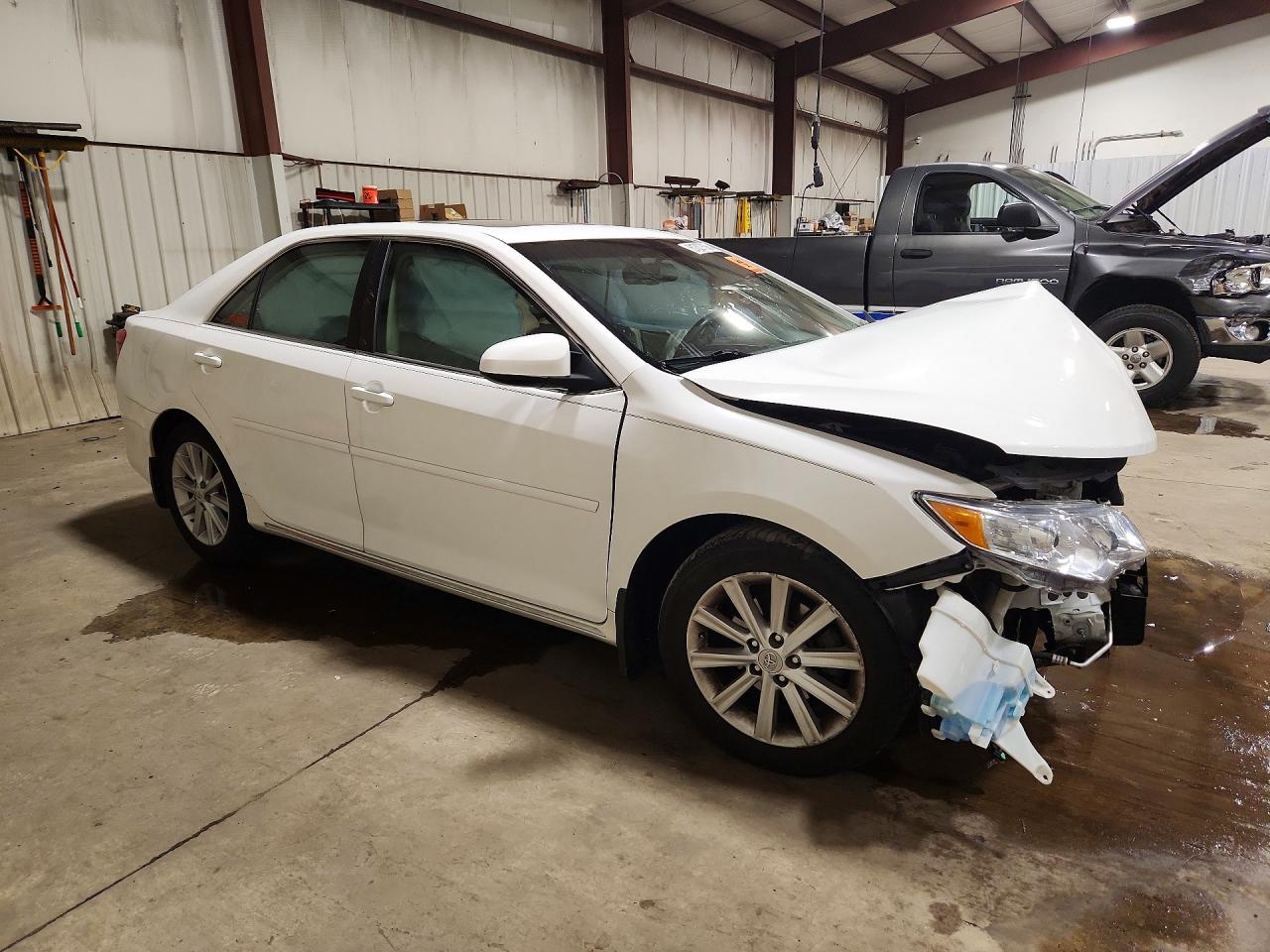 2012 Toyota Camry Xle V6 White vin: 4T1BK1FK7CU518195