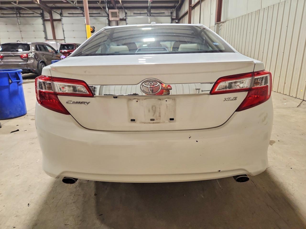 2012 Toyota Camry Xle V6 White vin: 4T1BK1FK7CU518195