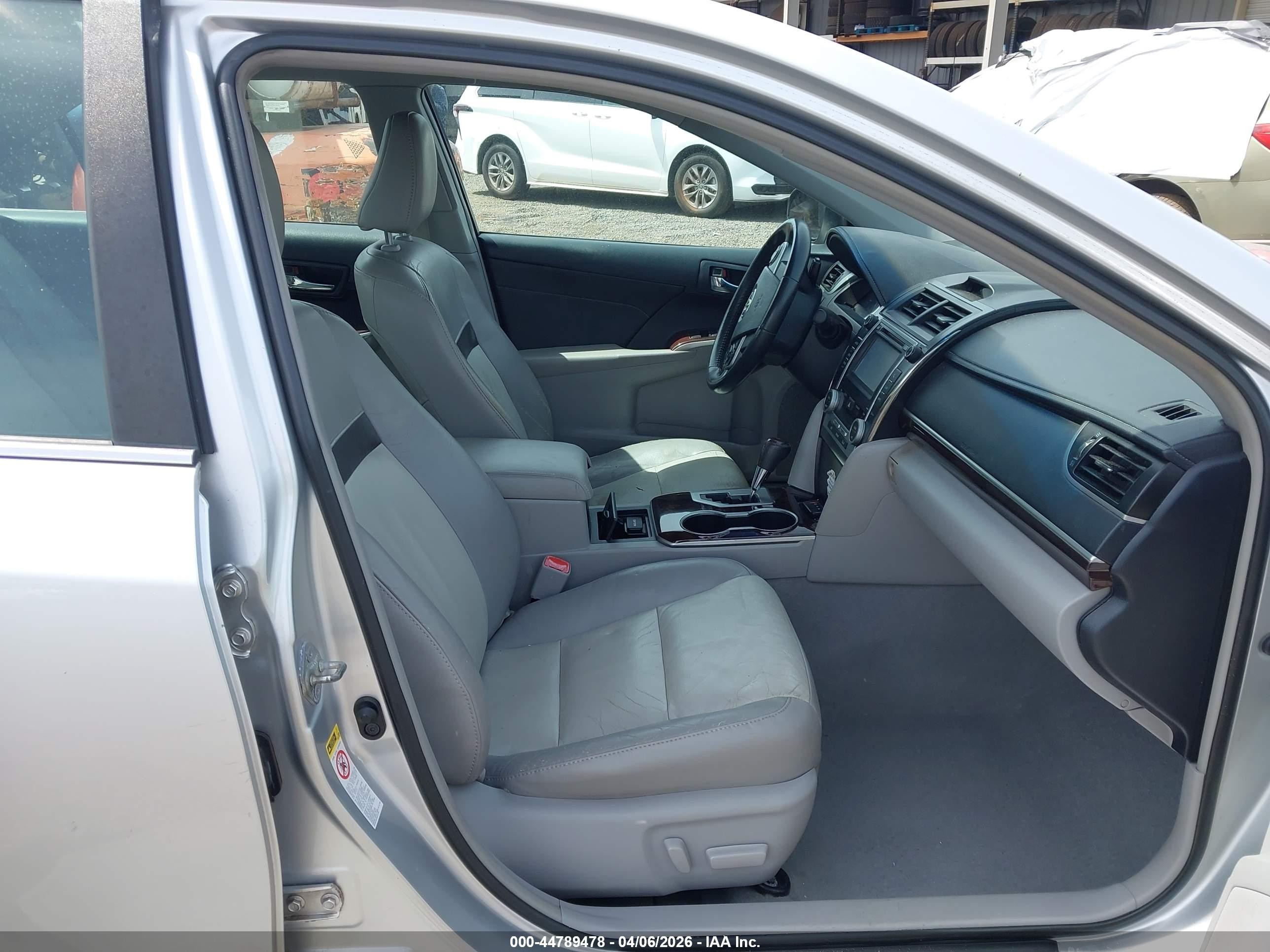 2013 Toyota Camry Xle V6 Серебряный vin: 4T1BK1FK7DU022671