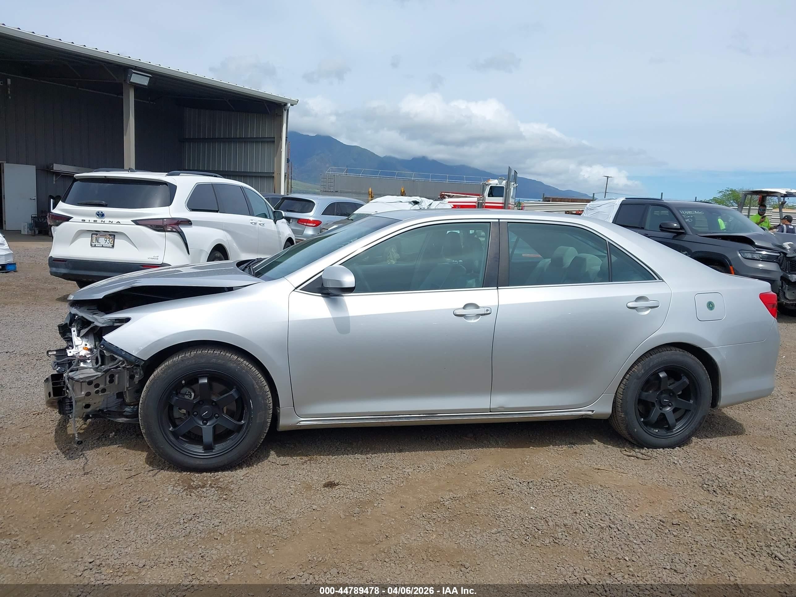 2013 Toyota Camry Xle V6 Серебряный vin: 4T1BK1FK7DU022671