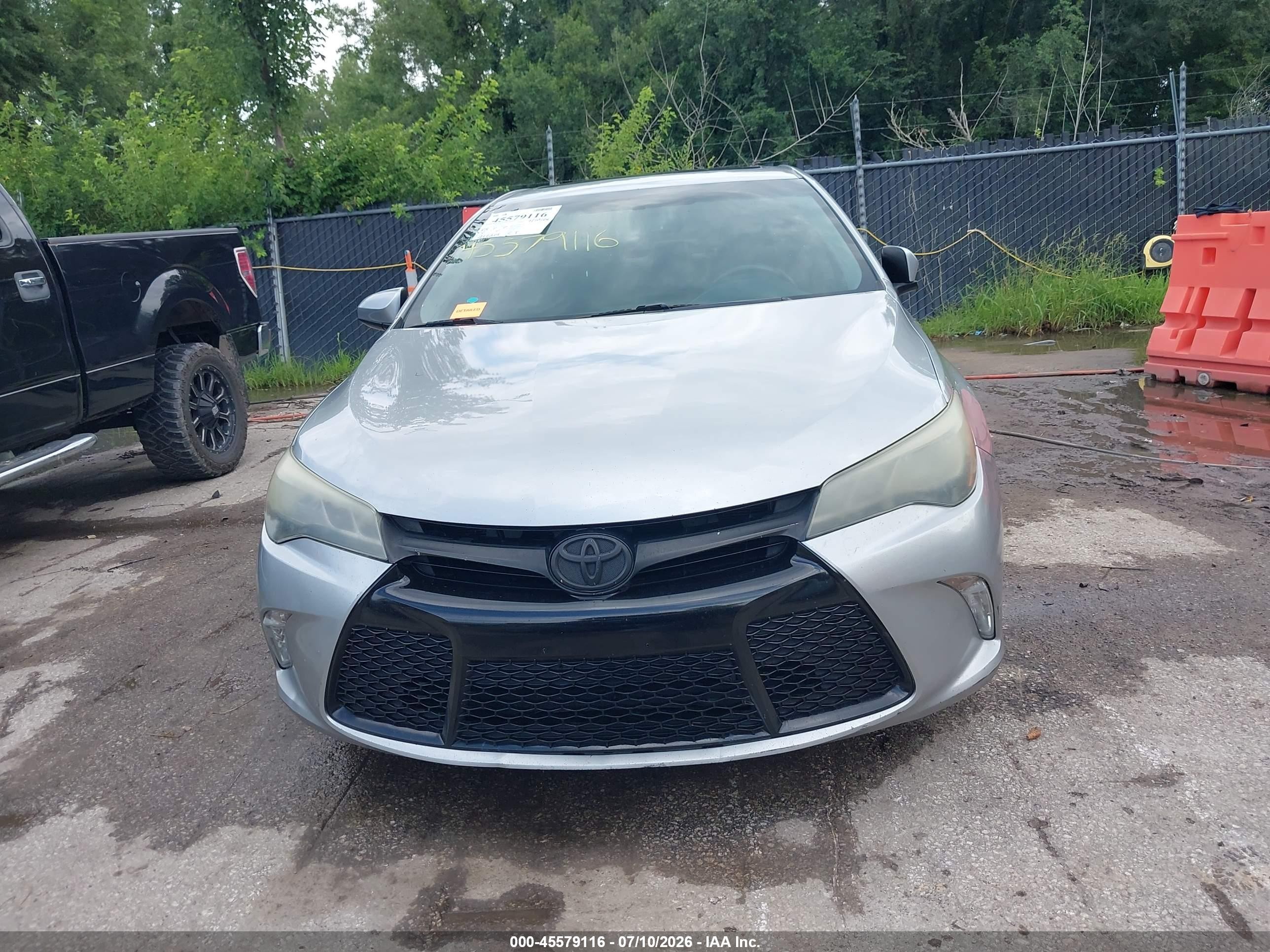 2015 Toyota Camry Xse V6 Серебряный vin: 4T1BK1FK7FU028084