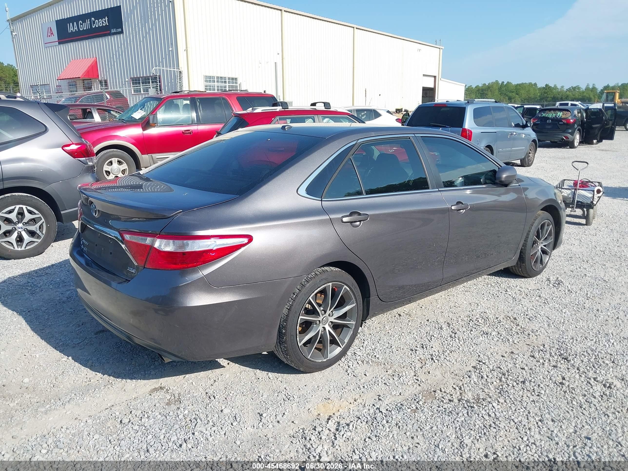 2015 Toyota Camry Xse V6 Gray vin: 4T1BK1FK7FU565022