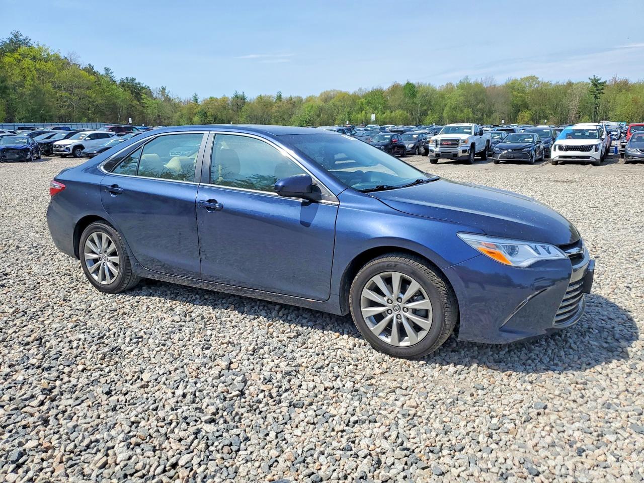 2015 Toyota Camry Xle V6 Blue vin: 4T1BK1FK7FU567837