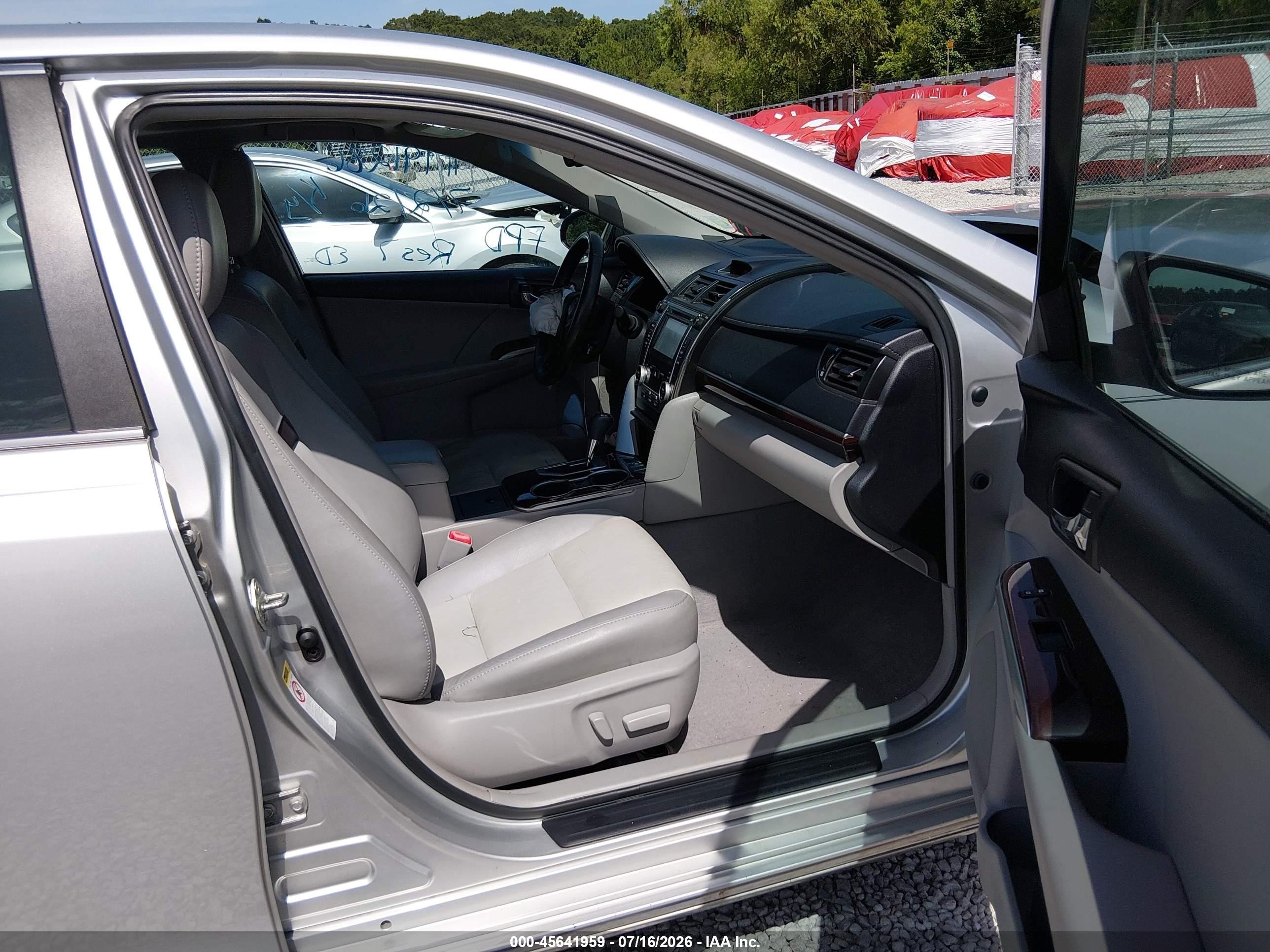 2012 Toyota Camry Xle V6 Silver vin: 4T1BK1FK8CU011113