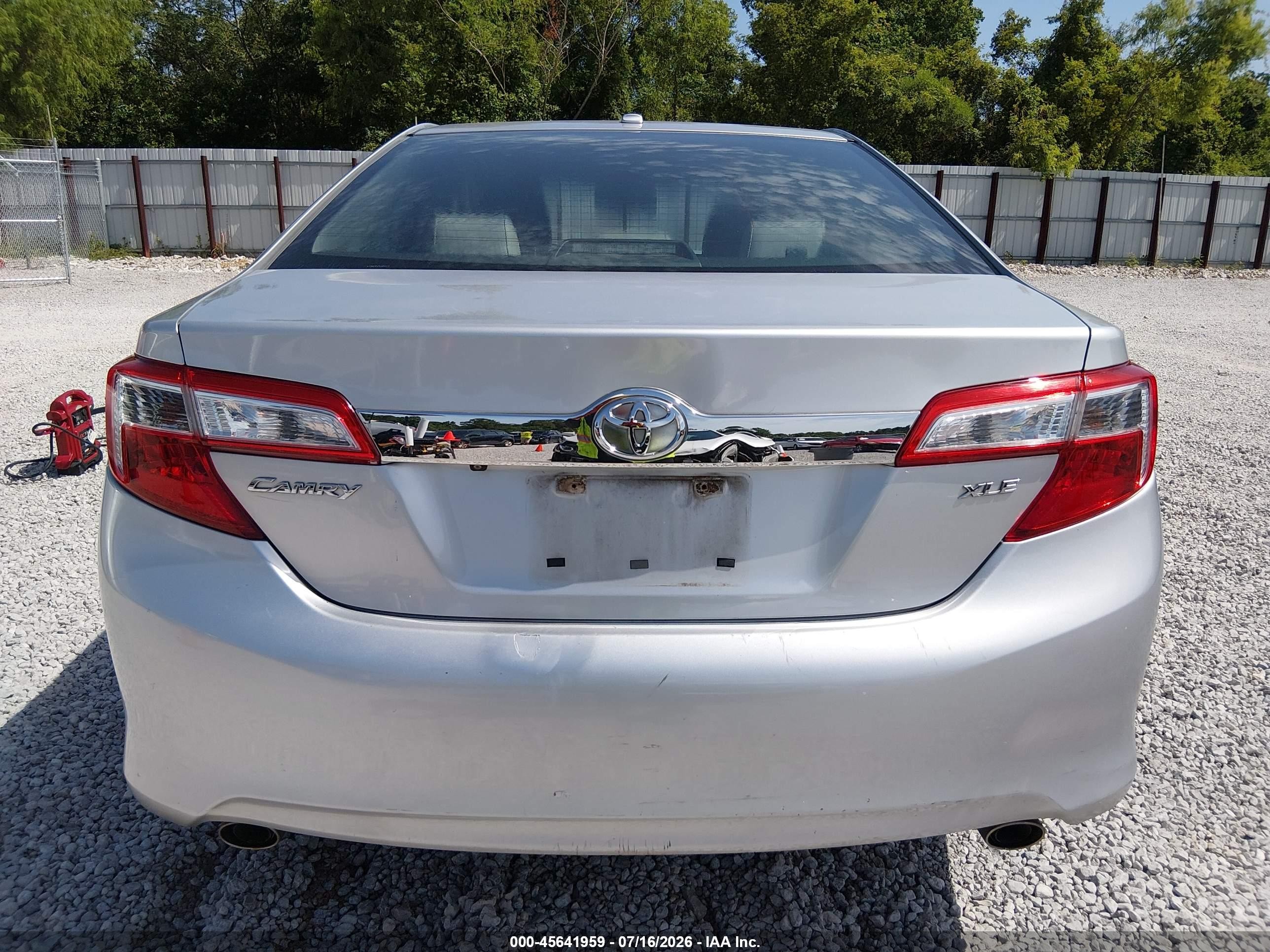 2012 Toyota Camry Xle V6 Silver vin: 4T1BK1FK8CU011113