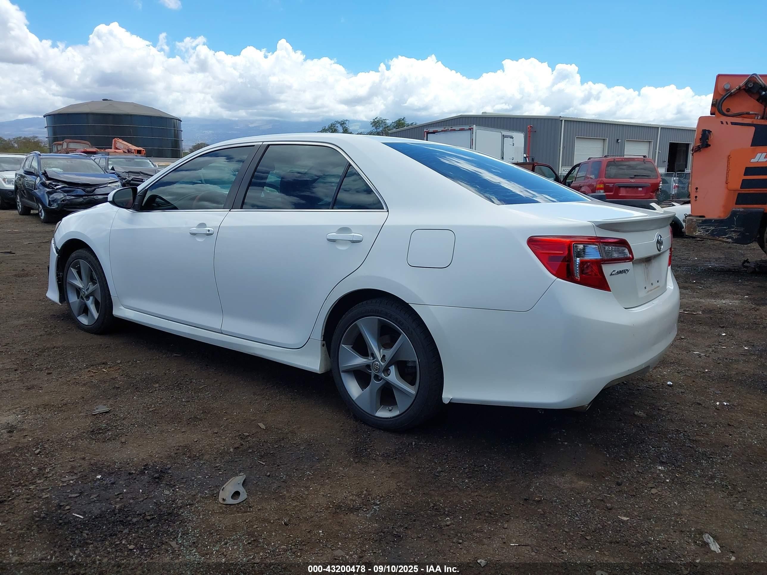 2012 Toyota Camry Se V6 White vin: 4T1BK1FK8CU520196