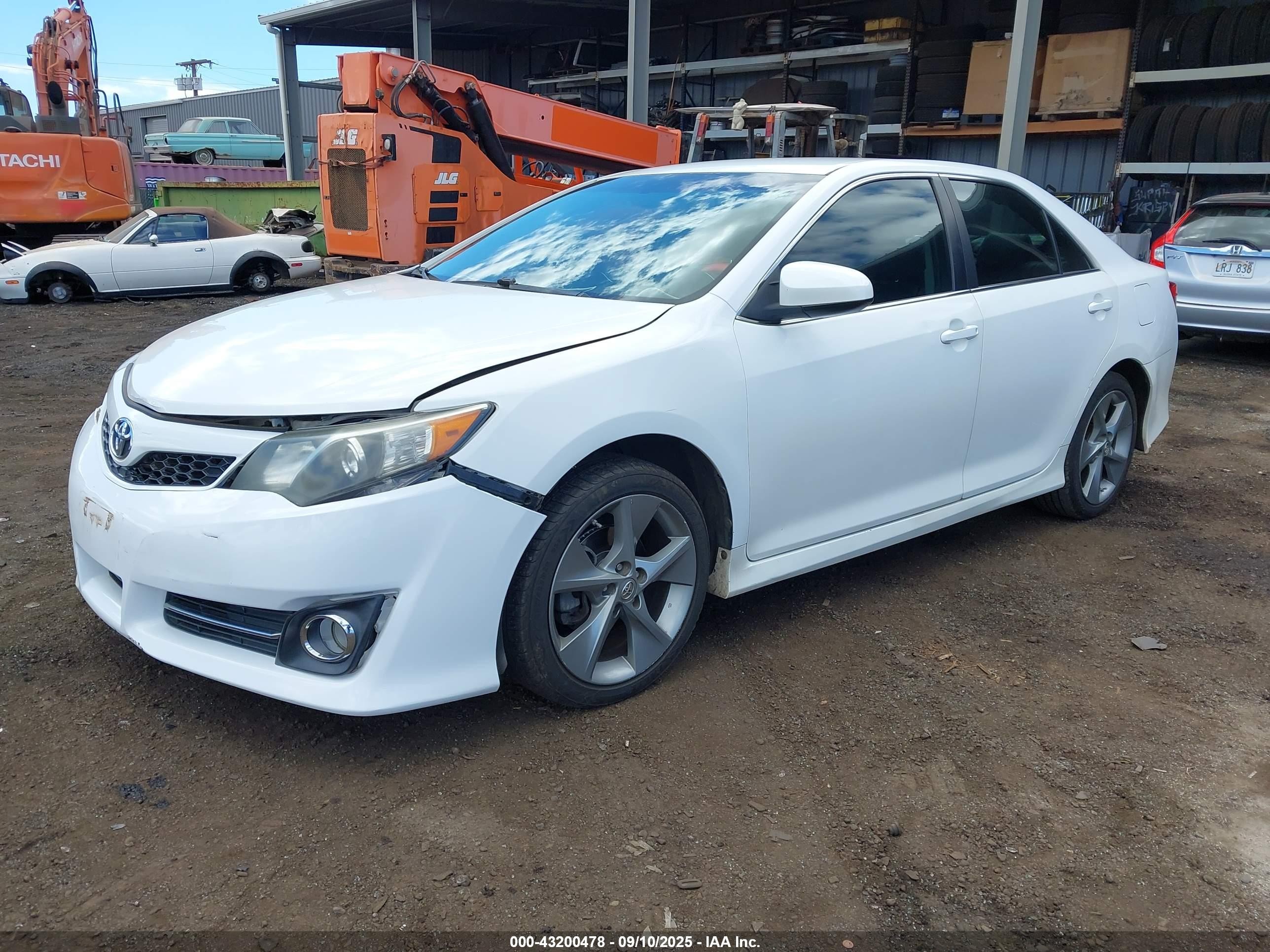2012 Toyota Camry Se V6 White vin: 4T1BK1FK8CU520196